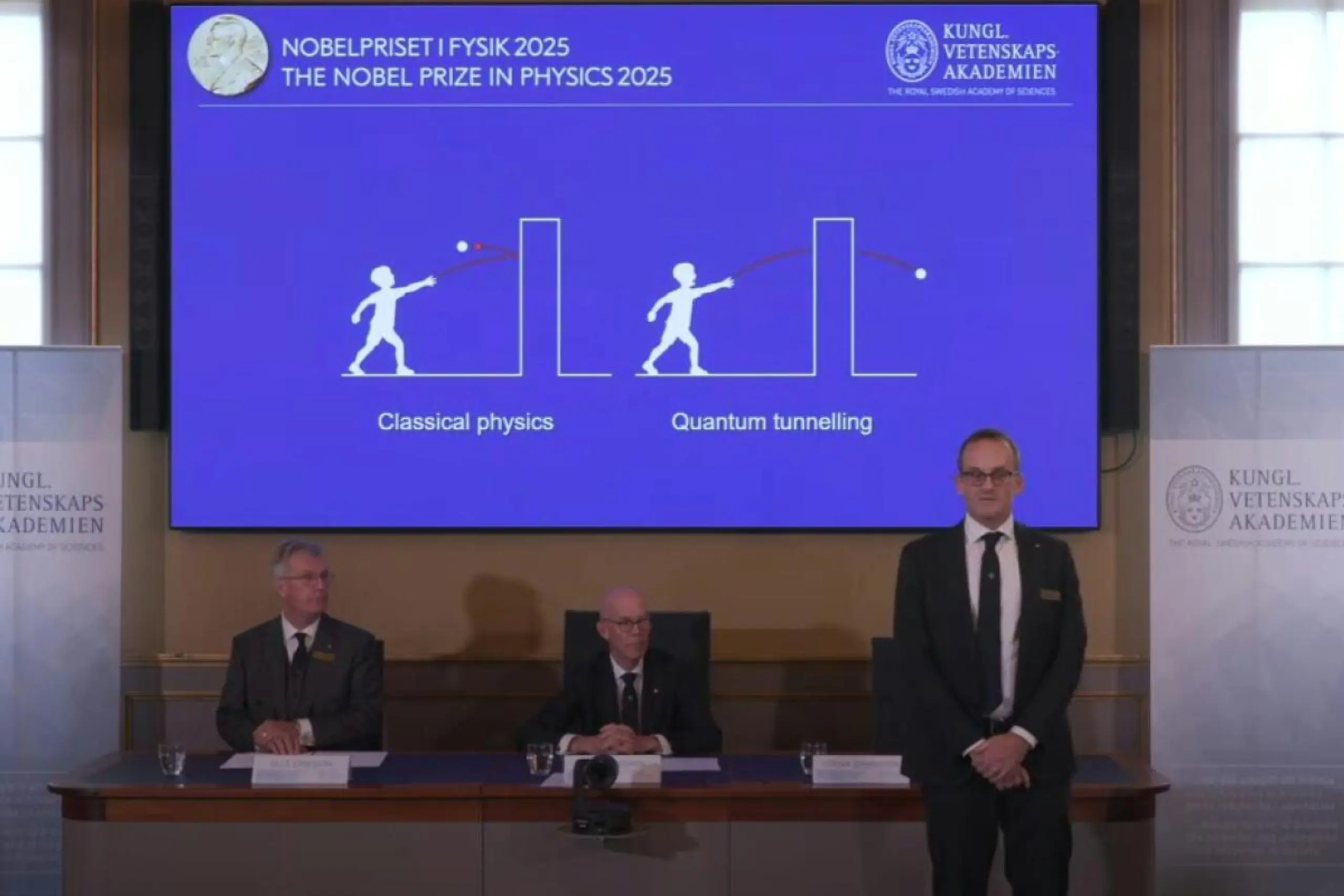 Das Komitee veranschaulichte die Phänomene am Beispiel eines Balls