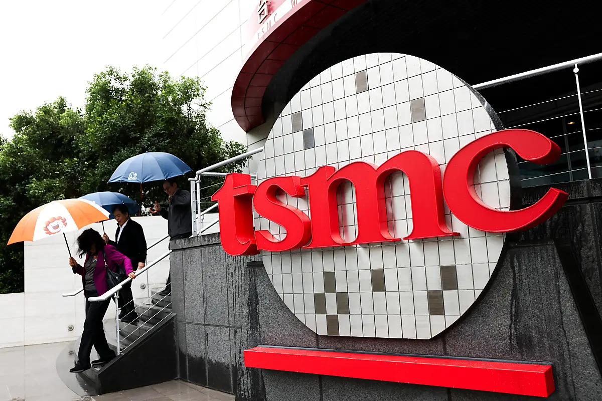 Umsatz legte 30 Prozent auf rund 990 Mrd. Taiwan-Dollar zu
