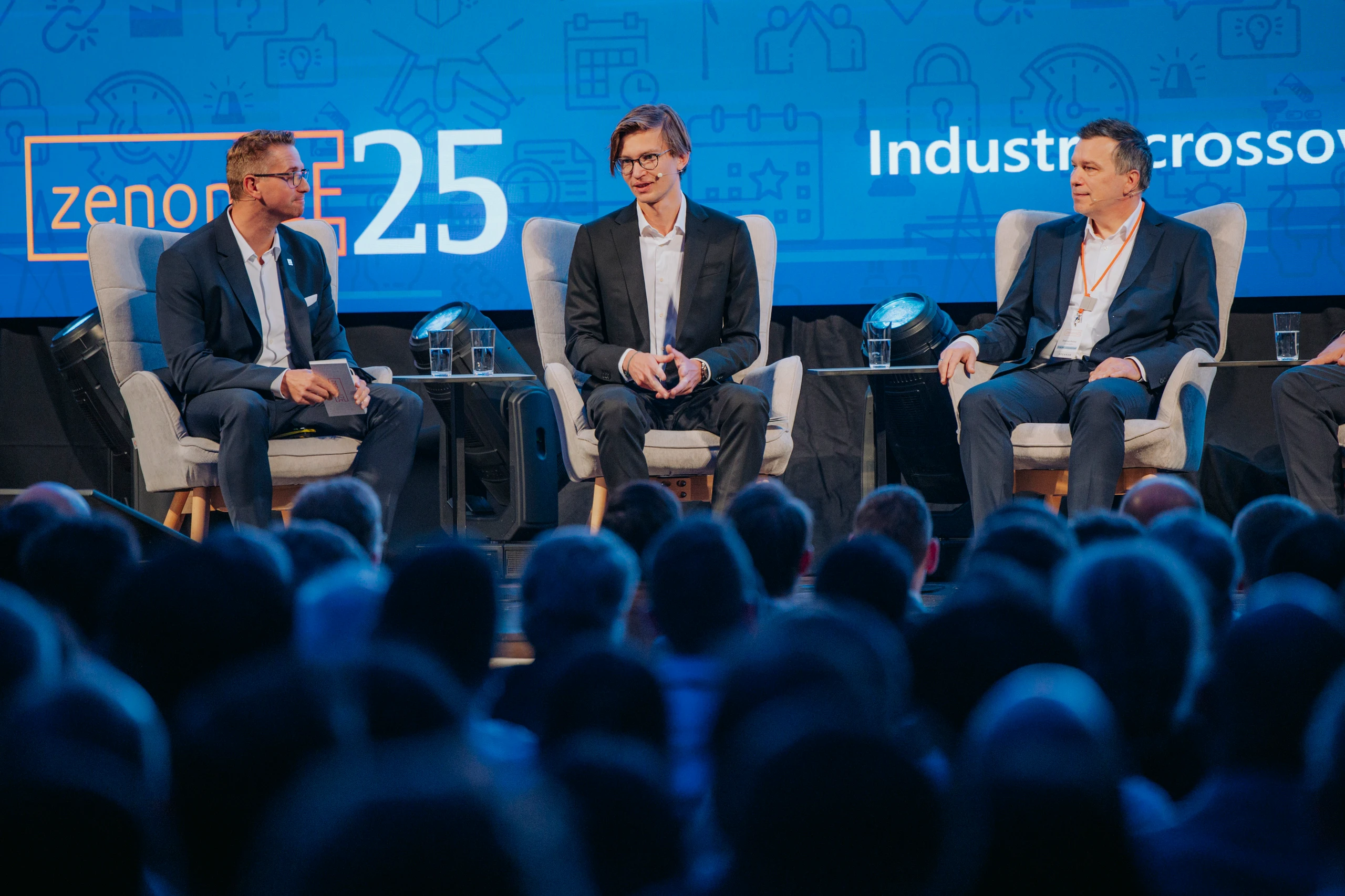 zenonIZE 25: Copa-Data zeigt Zukunft der Software-Automatisierung