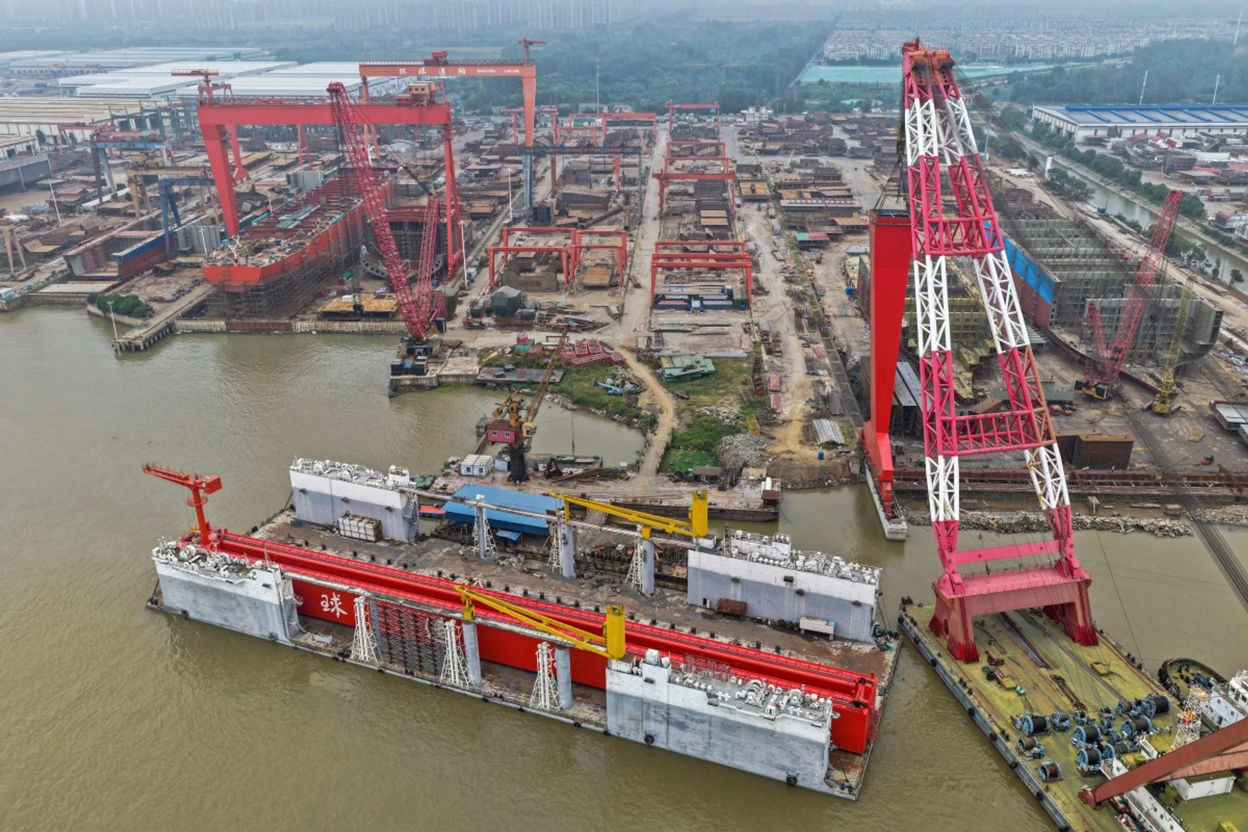 China kündigt Sondergebühren für Schiffe mit US-Bezug an