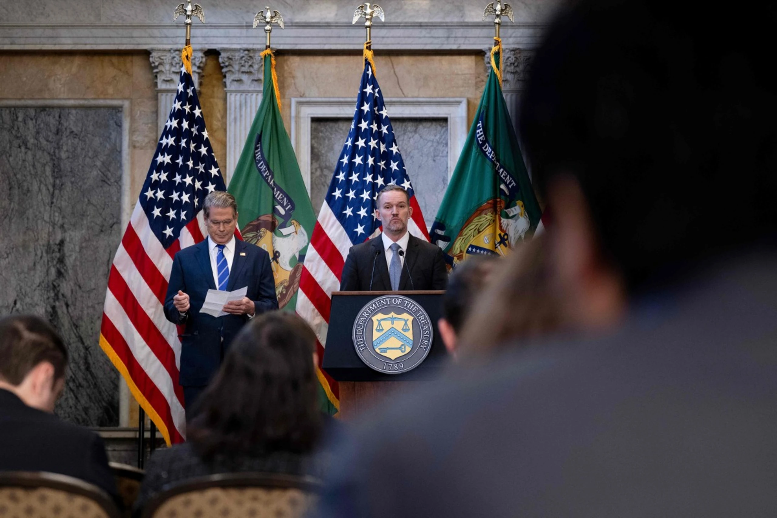 Finanzminister Bessent (l.) und Jamieson Greer peilen Vermittlung an