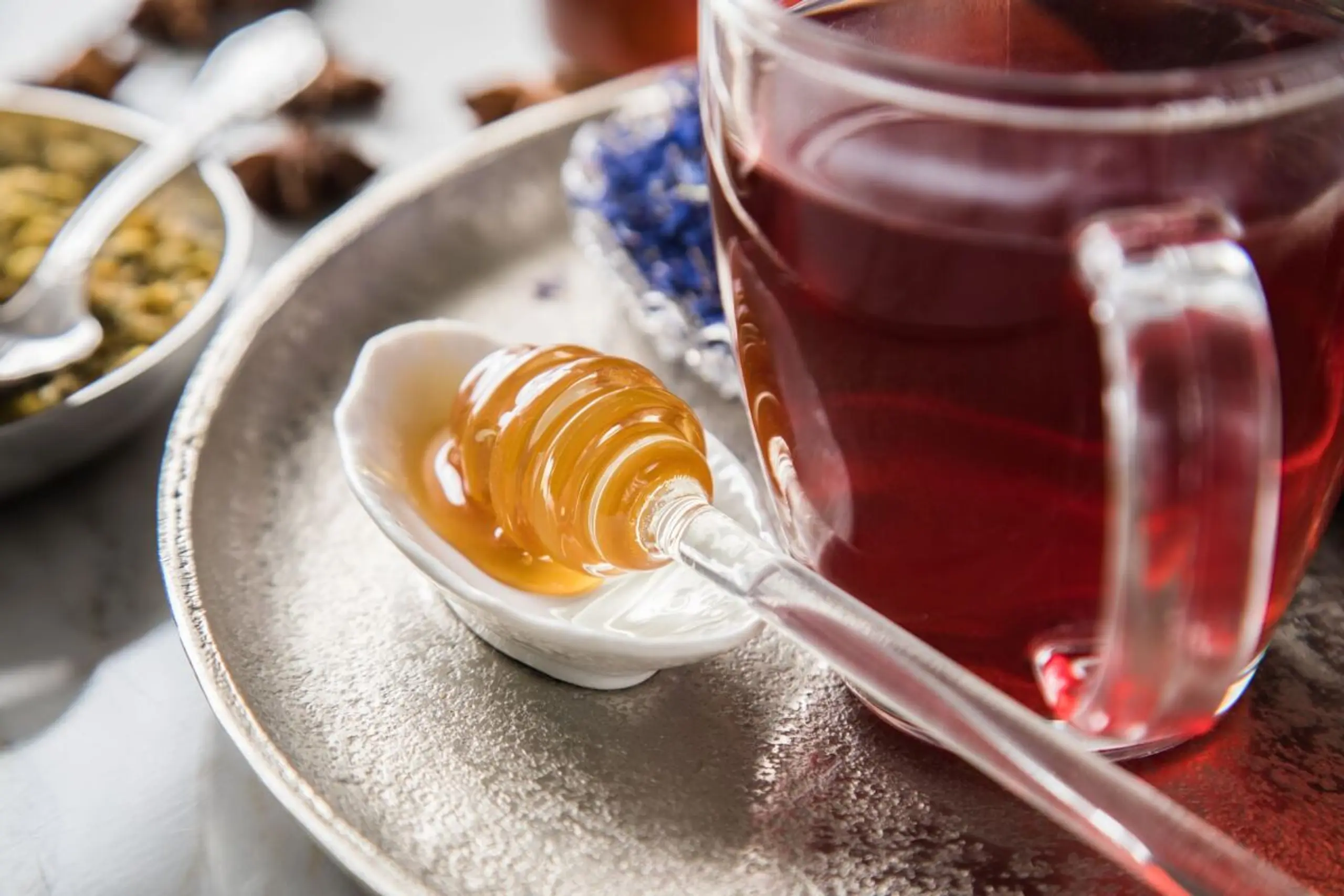 Honig kann bei Husten wohltuend sein