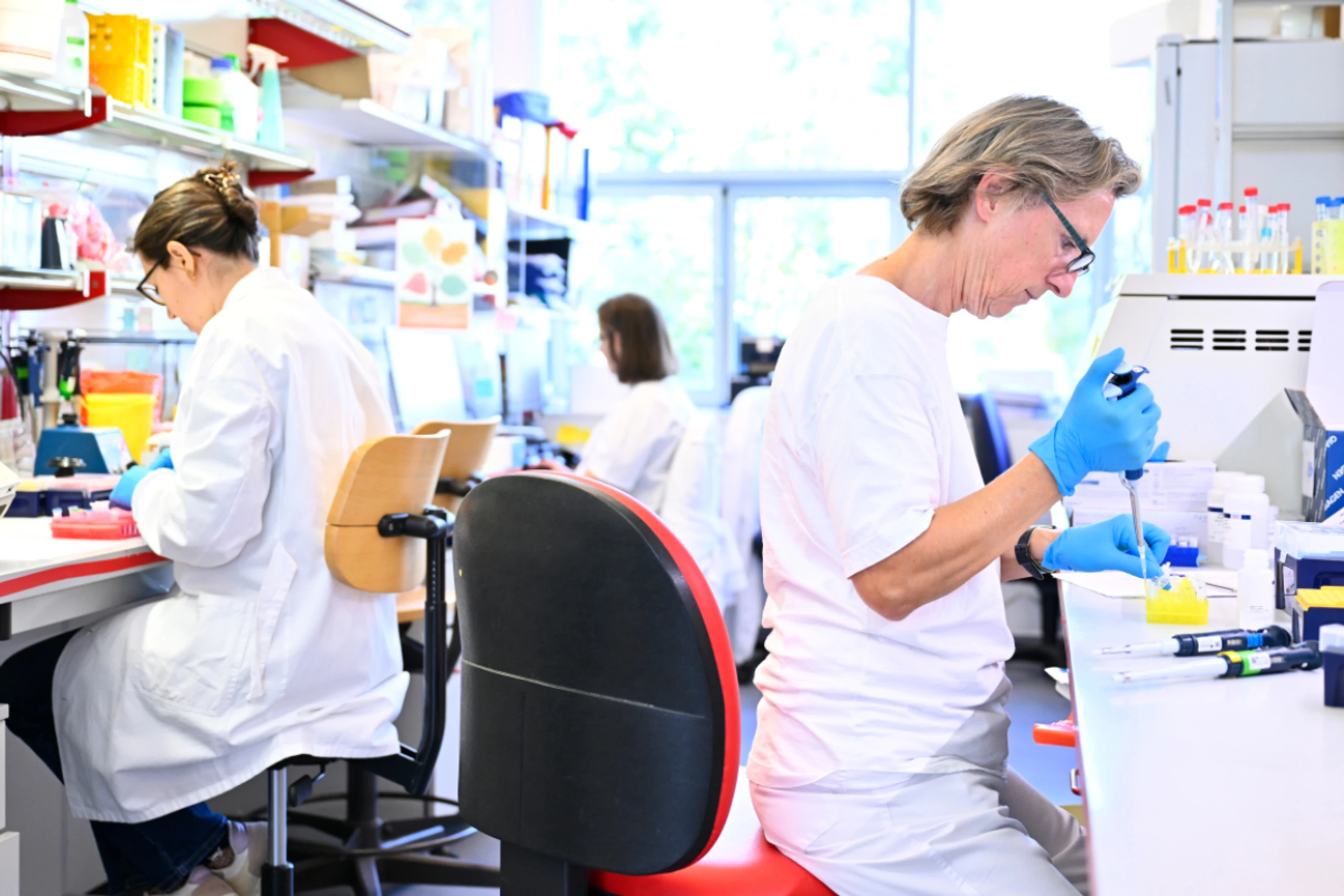 Am ehesten würden Befragte mit einer Krebserkrankung teilnehmen