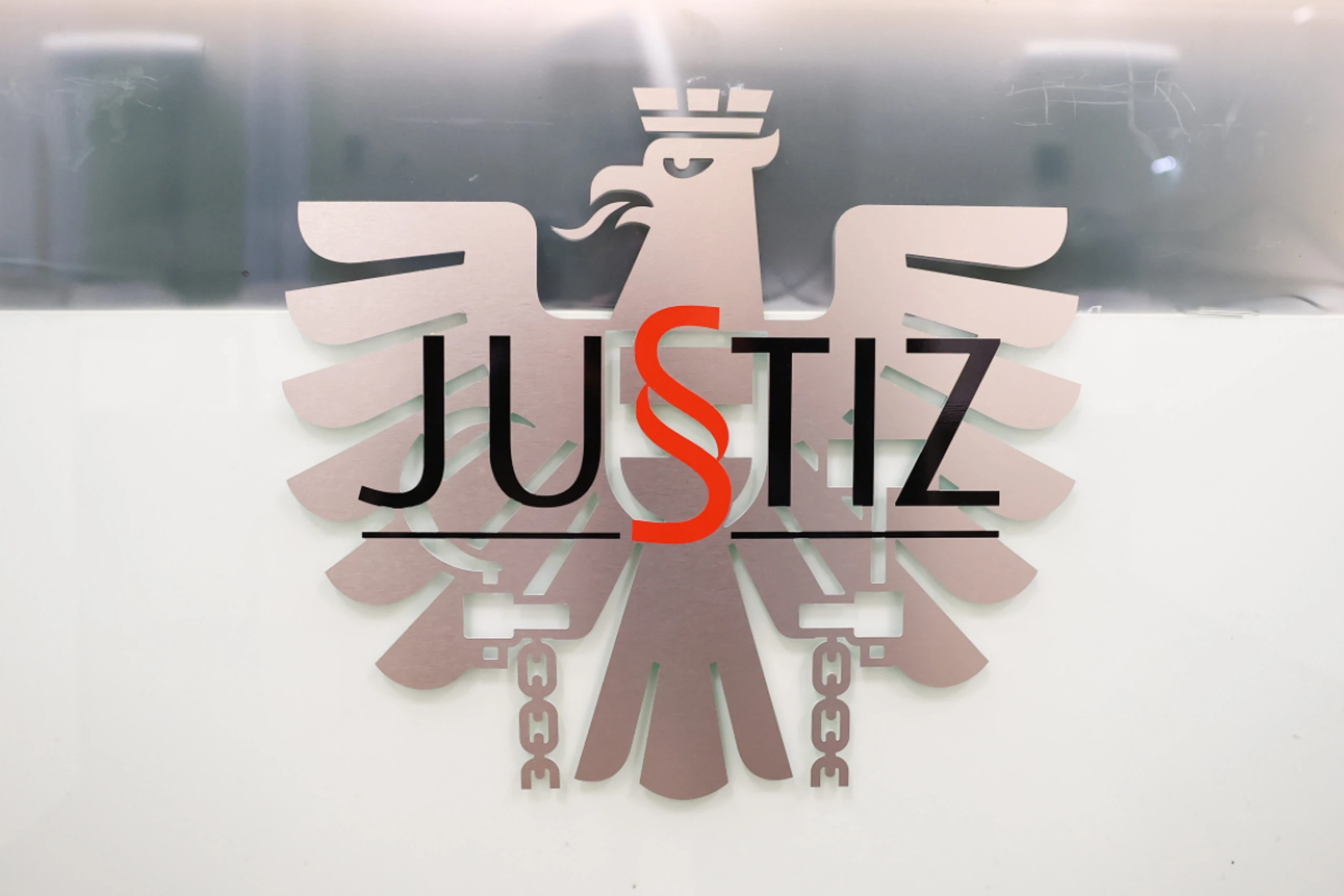 Beleidigung von Justiz kann strafbar sein