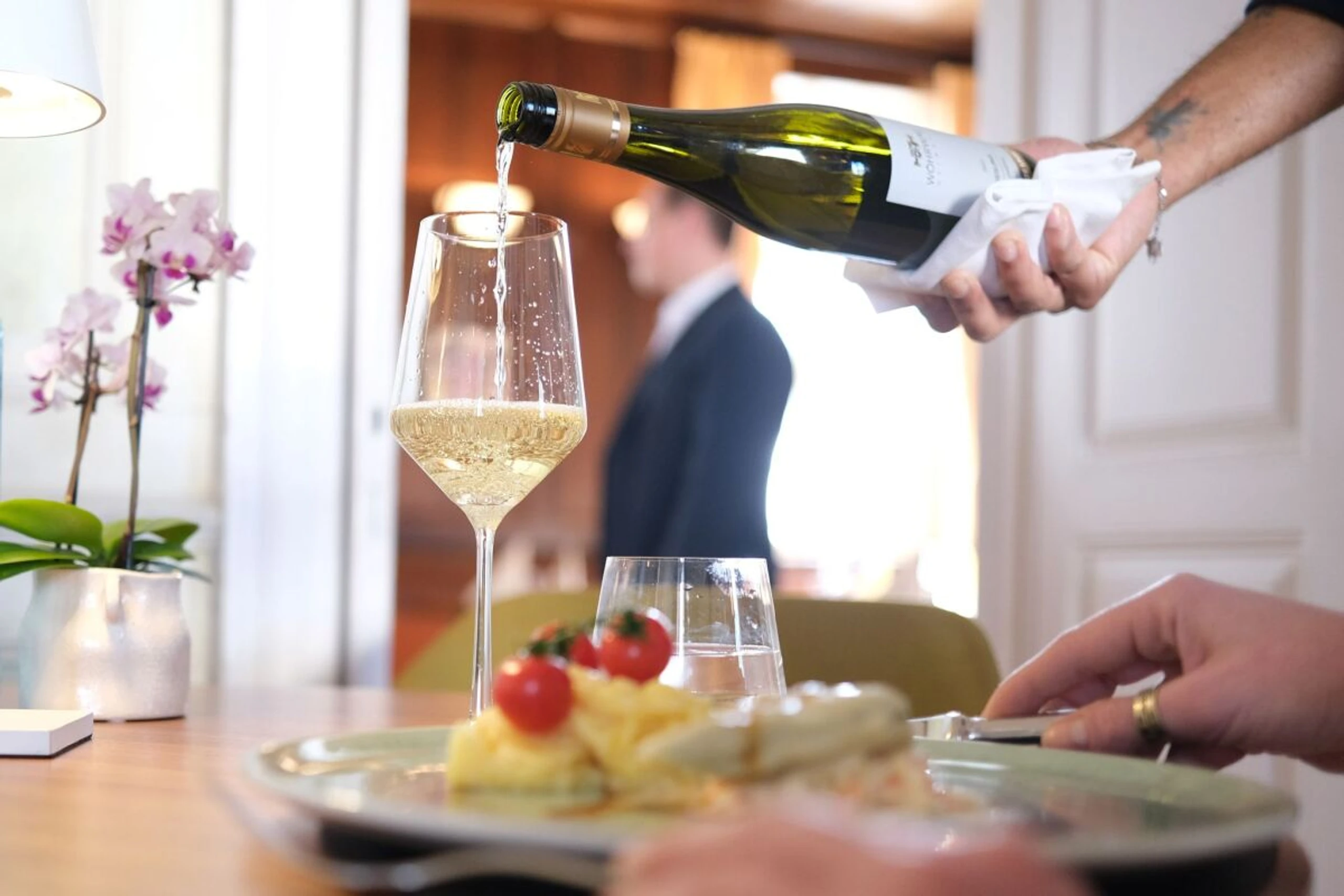 ++ ARCHIVBILD ++ Trinkgeld bleibt Konfliktthema