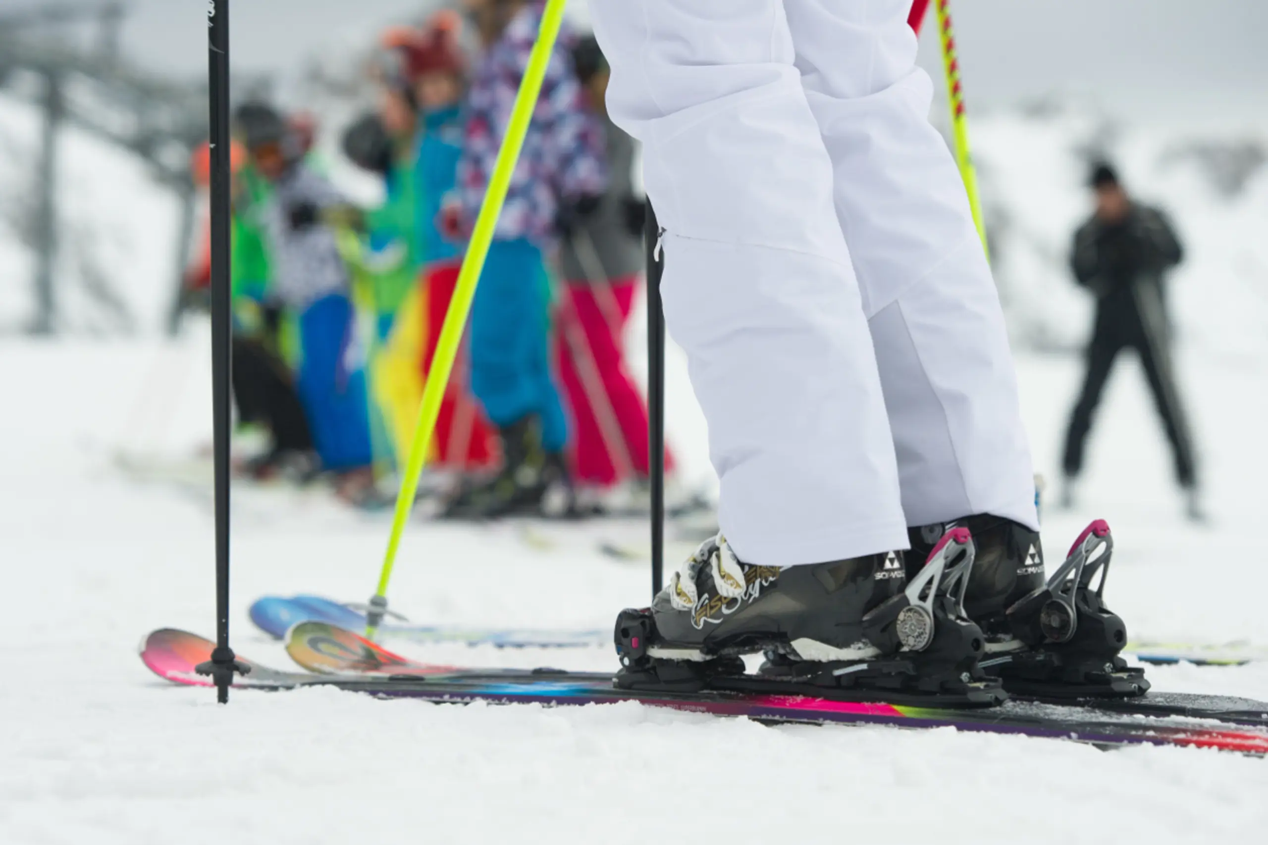 Vor den ersten Schwüngen Equipment unter die Lupe nehmen