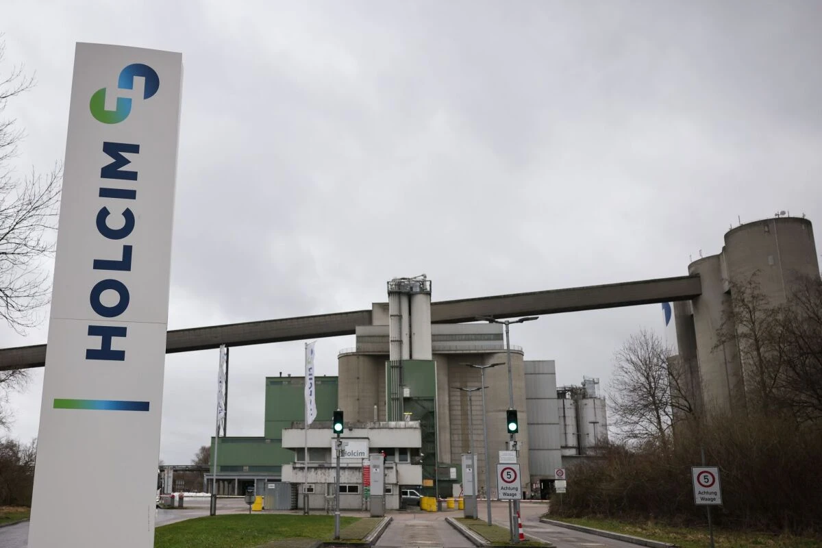 ++ ARCHIVBILD ++ Holcim kauft in Deutschland zu