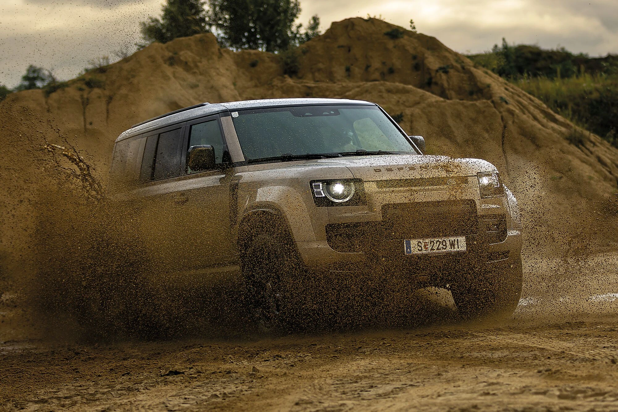 Test Land Rover Defender Octa