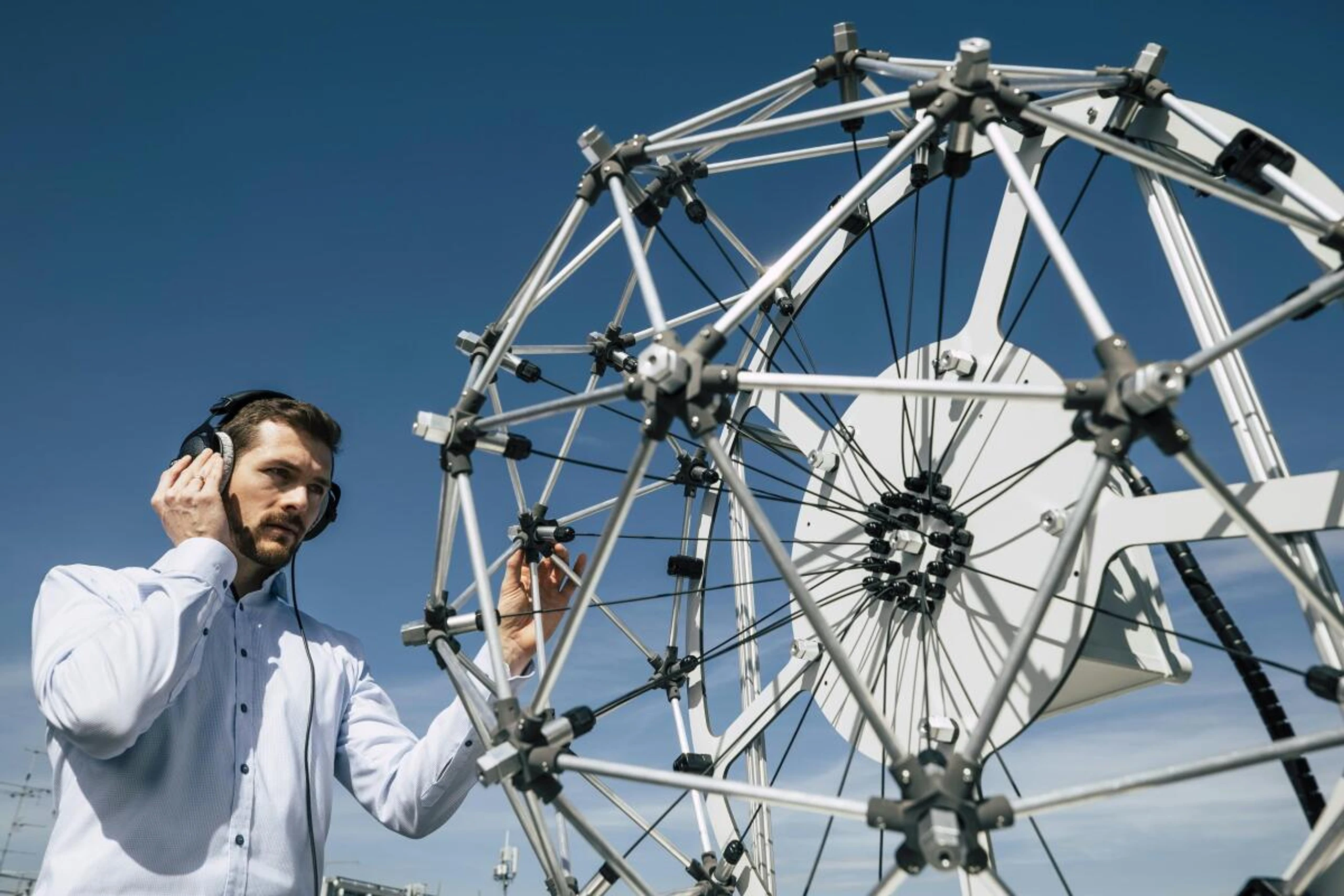 Martin Blass forscht an der Technologie zur akustischen Detektion
