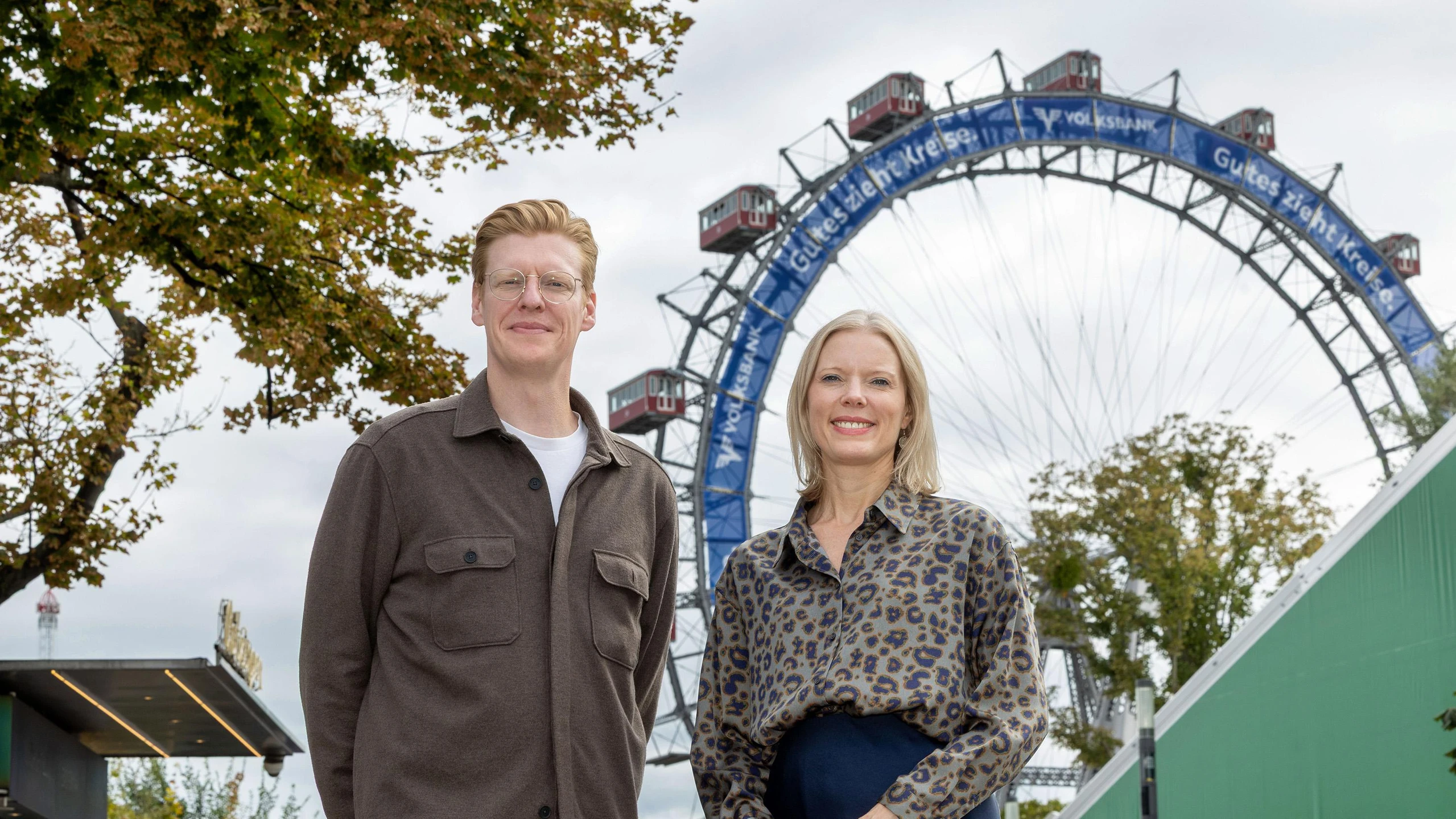 © Anna Rauchenberger Blurred image background