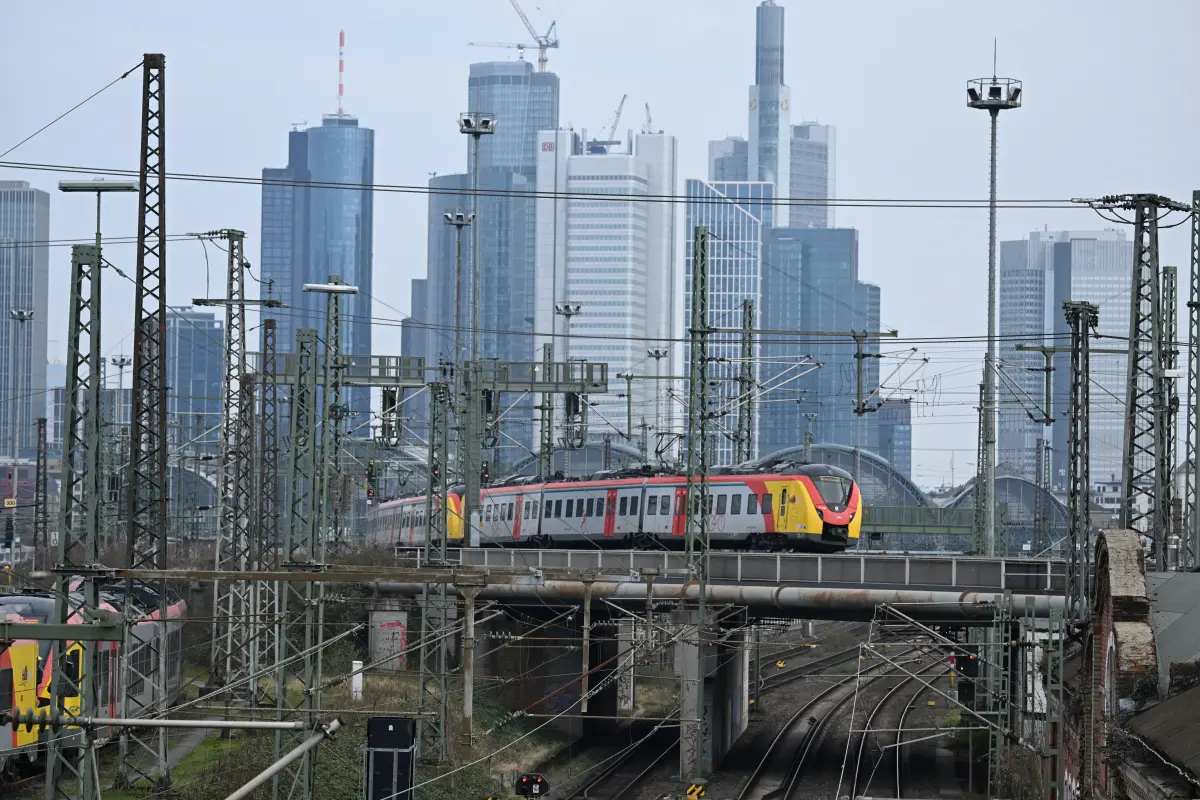 © APA/APA/AFP/KIRILL KUDRYAVTSEV Servicesektor ausschlaggebend, Industriesektor weiter unter Wachstumsschwelle