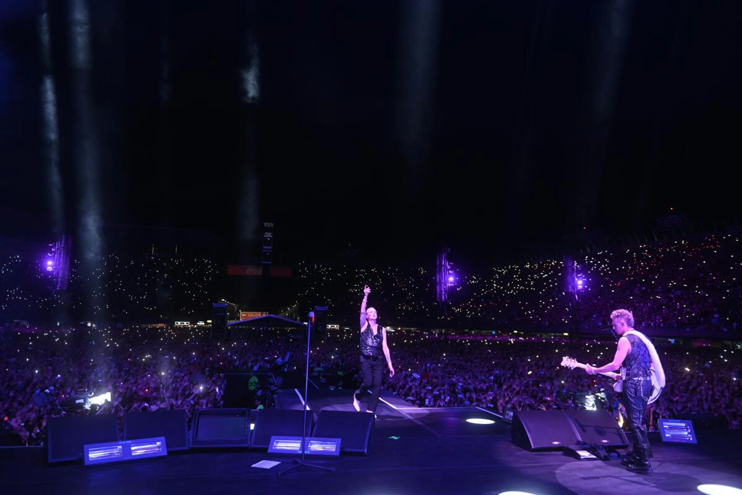 Dave Gahans Feuerzeug leuchtet fast am hellsten