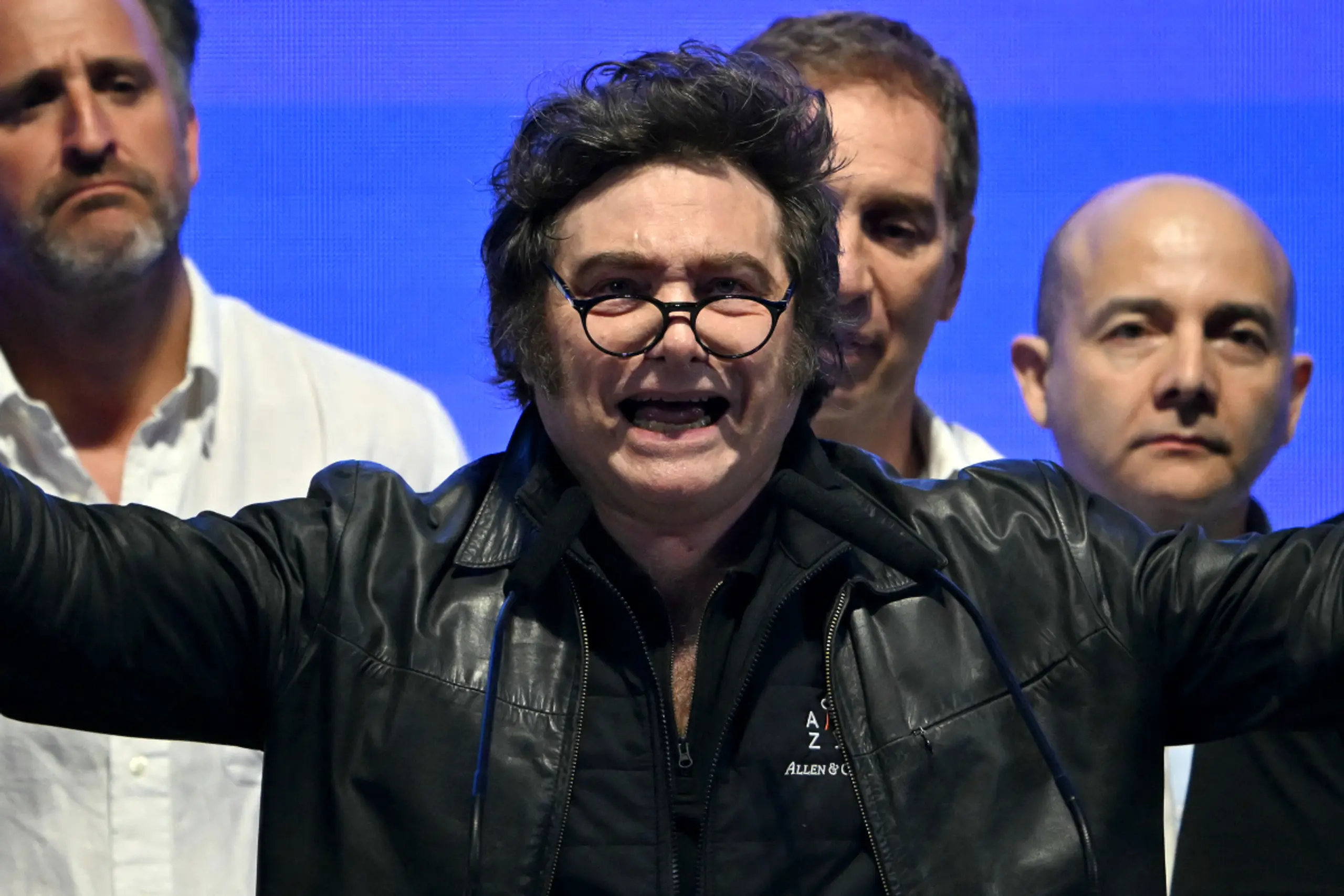 Milei hofft auf eigene Mehrheit im Kongress