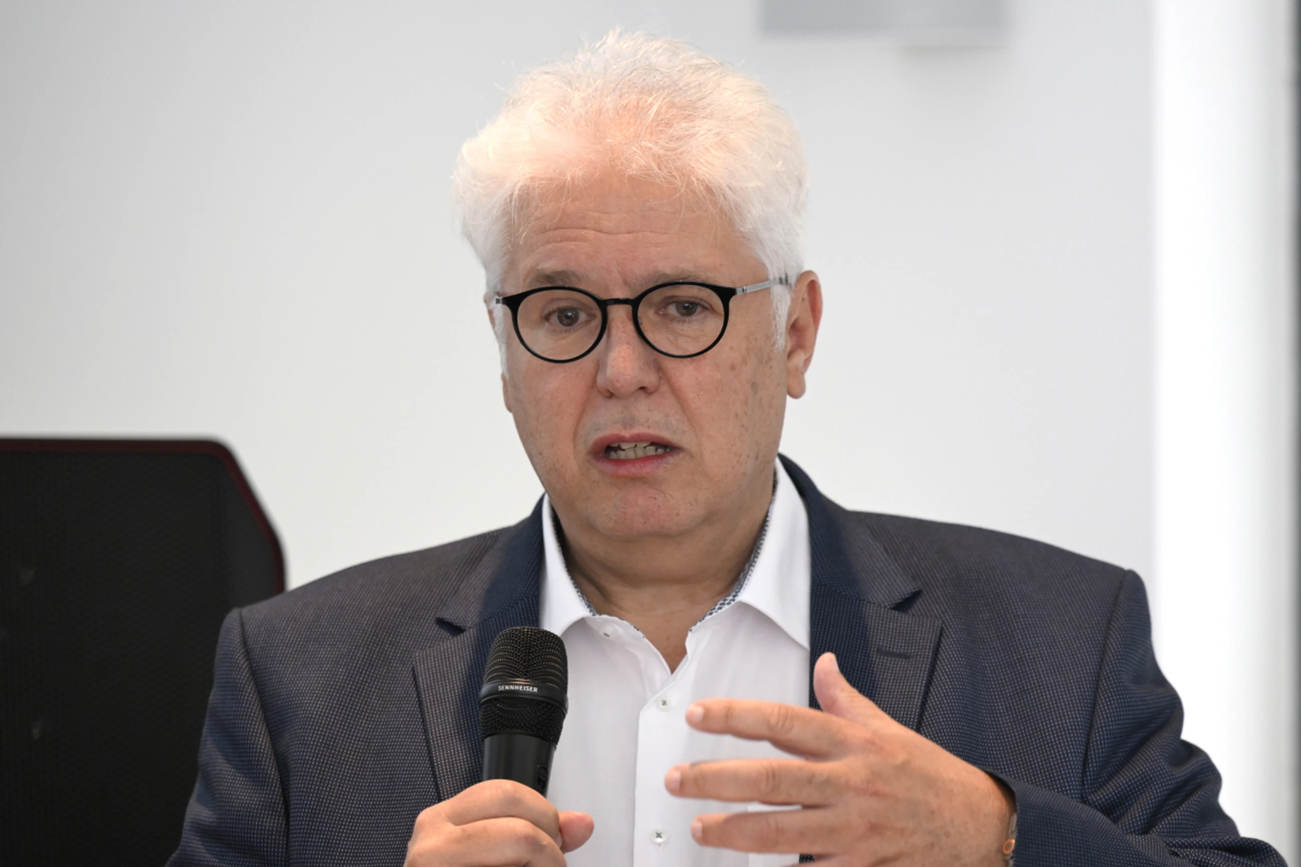 Die Ärztekammer weist die Vorderung von Andreas Huss zurück