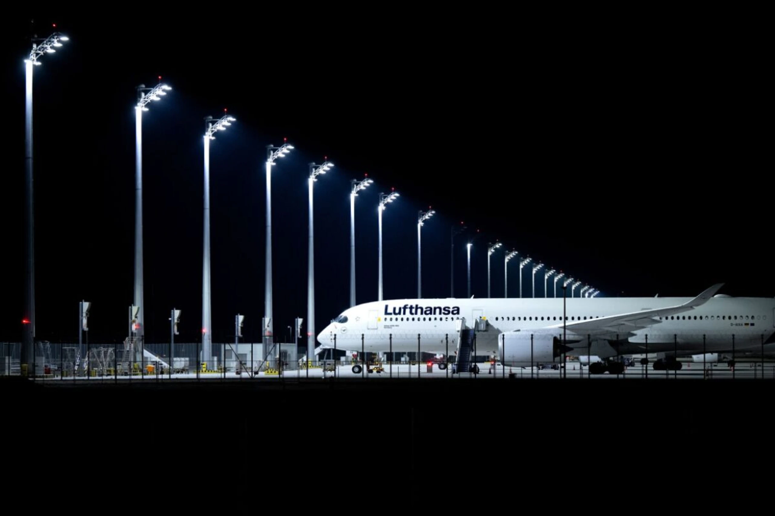 ++ ARCHIVBILD ++ AUA-Mutterkonzern übernimmt bisherigen Dienstleister Swissport Losch