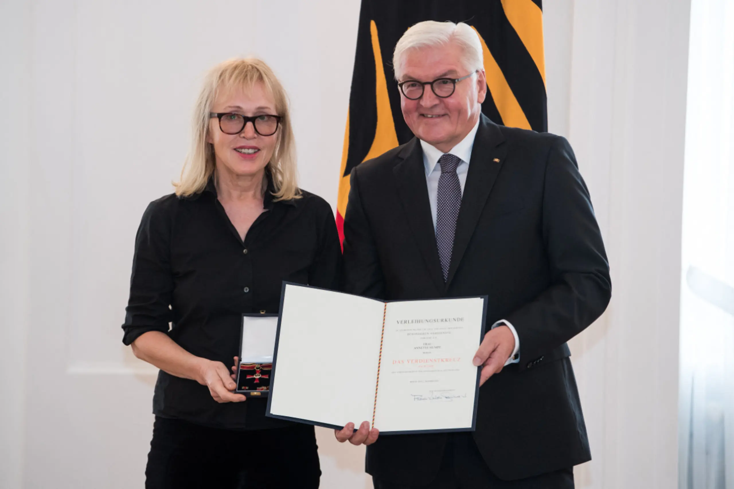 Humpe erhielt 2018 den Verdienstorden der Bundesrepublik Deutschland