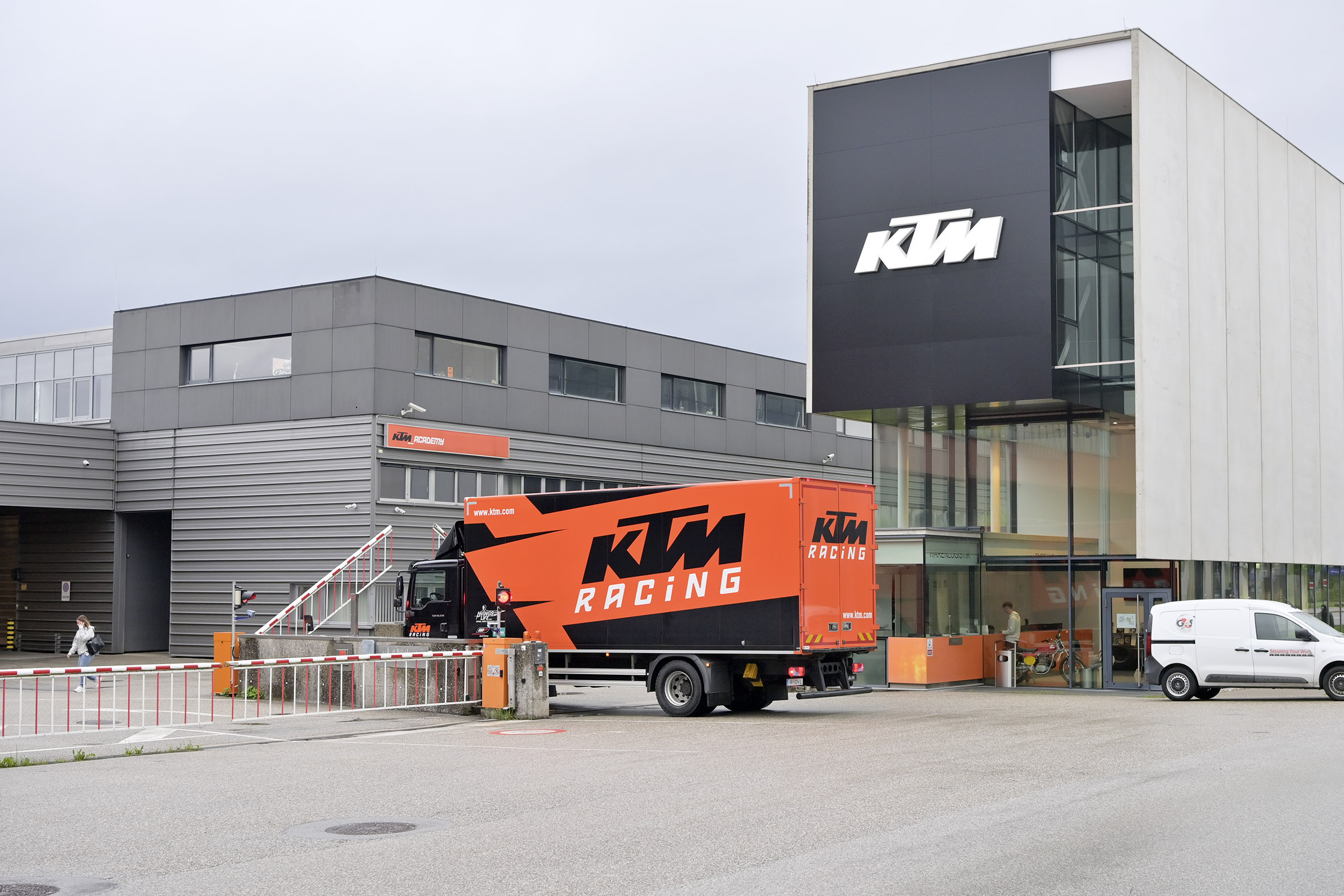 KTM-Zentrale in Mattighofen, Außenansicht