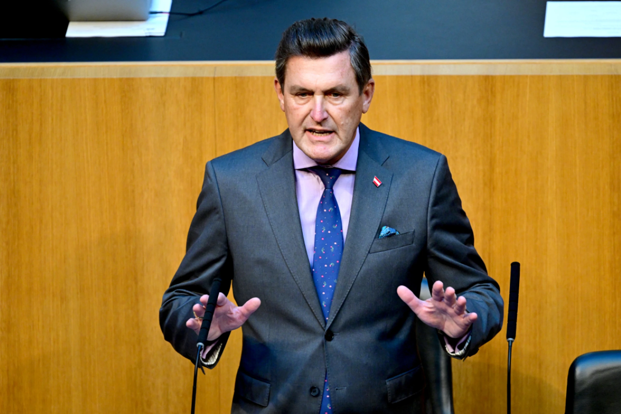 Hanke zeigt sich mit Verweis aufs Budget "gesprächsbereit"