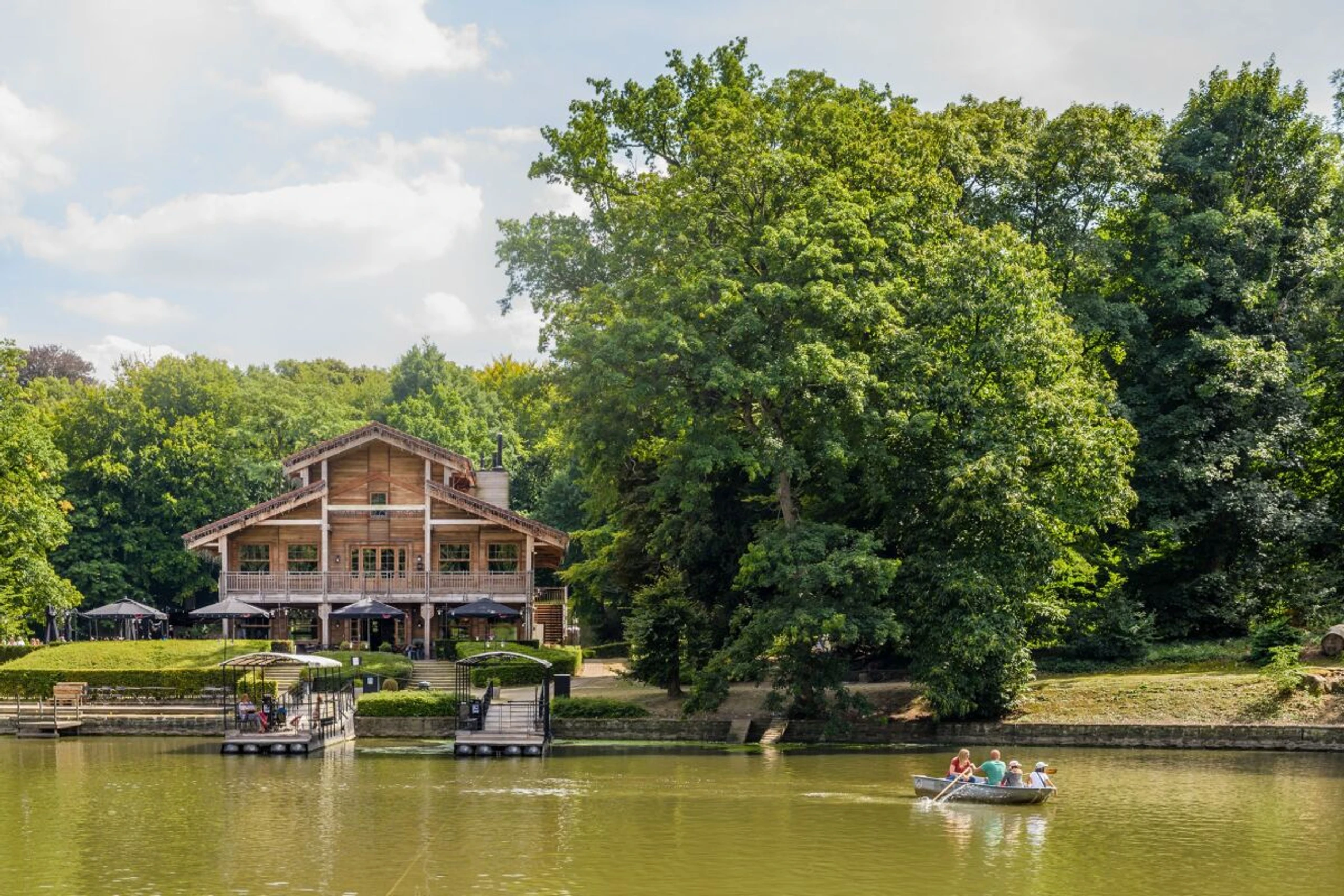 Der Park Bois de la Cambre ist eine grüne Oase zum entspannen