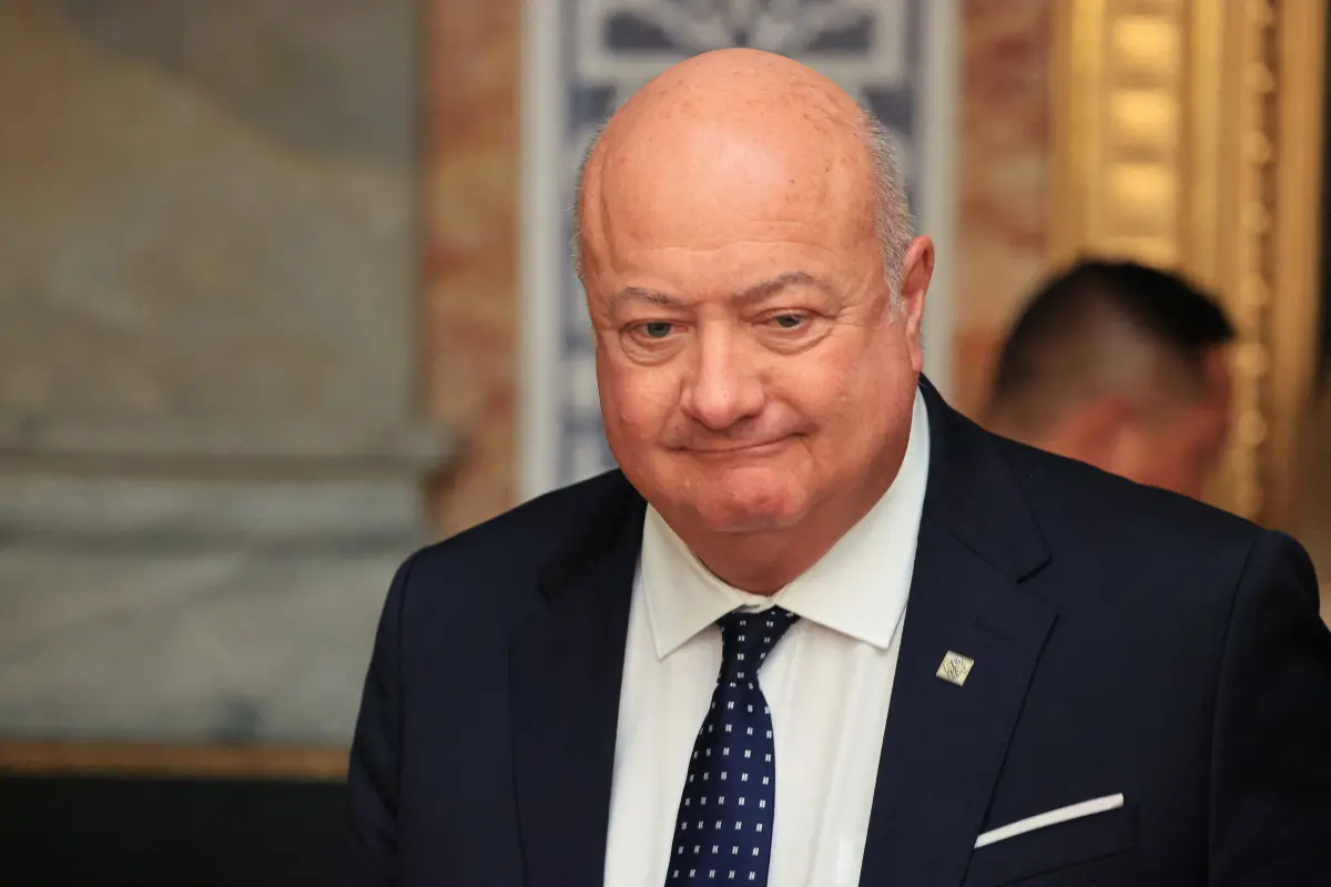 Bundeskanzler Stocker wird vorübergehend von zuhause aus arbeiten.