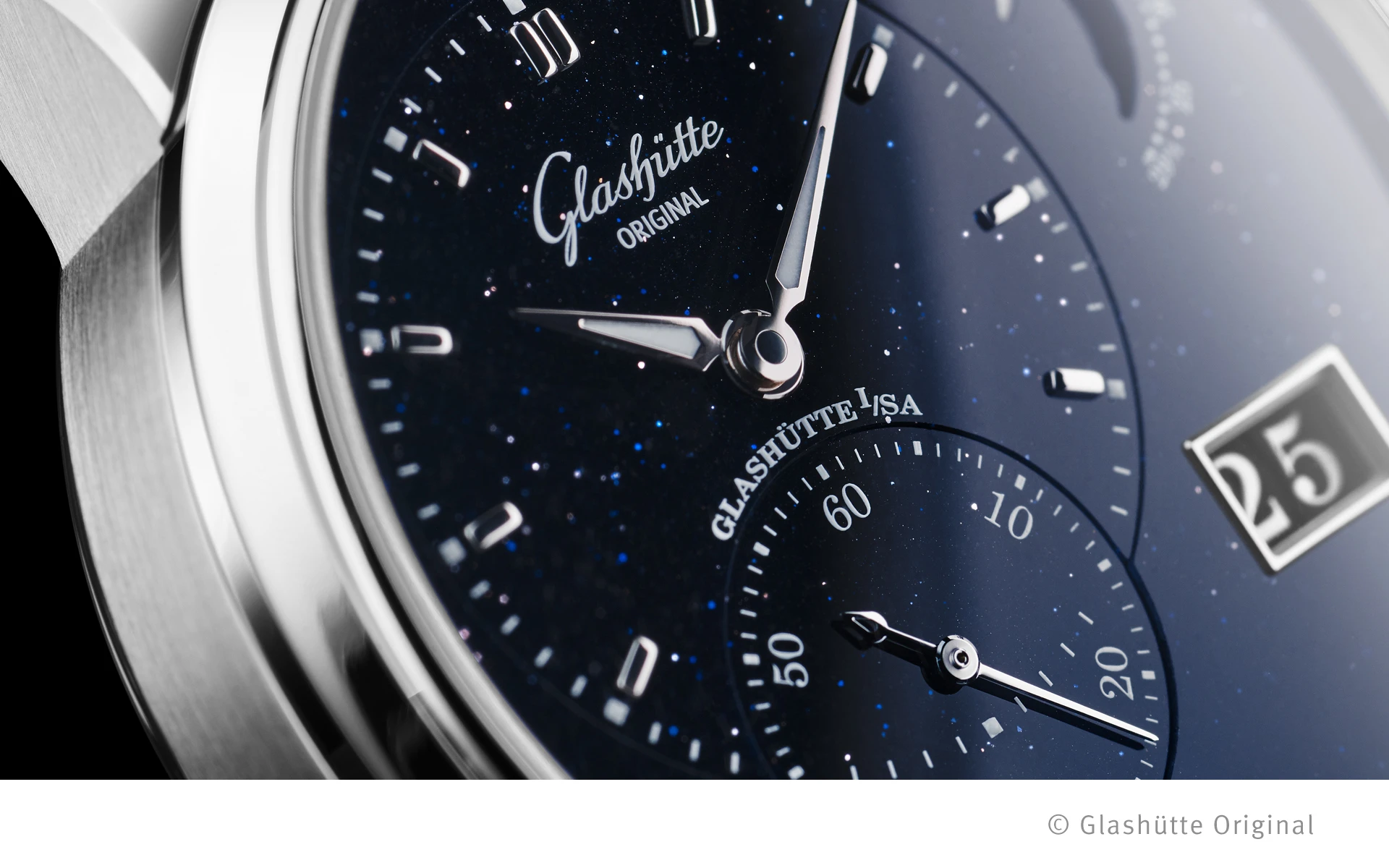 © Glashütte Original Blurred image background
