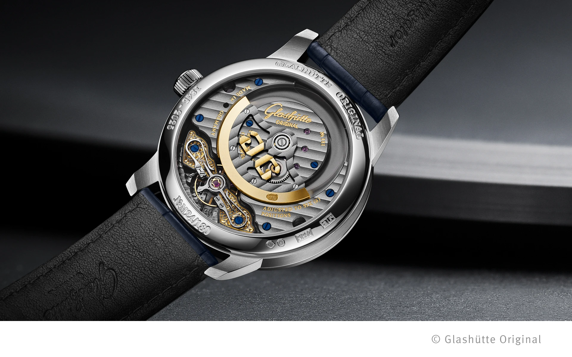 © Glashütte Original Blurred image background