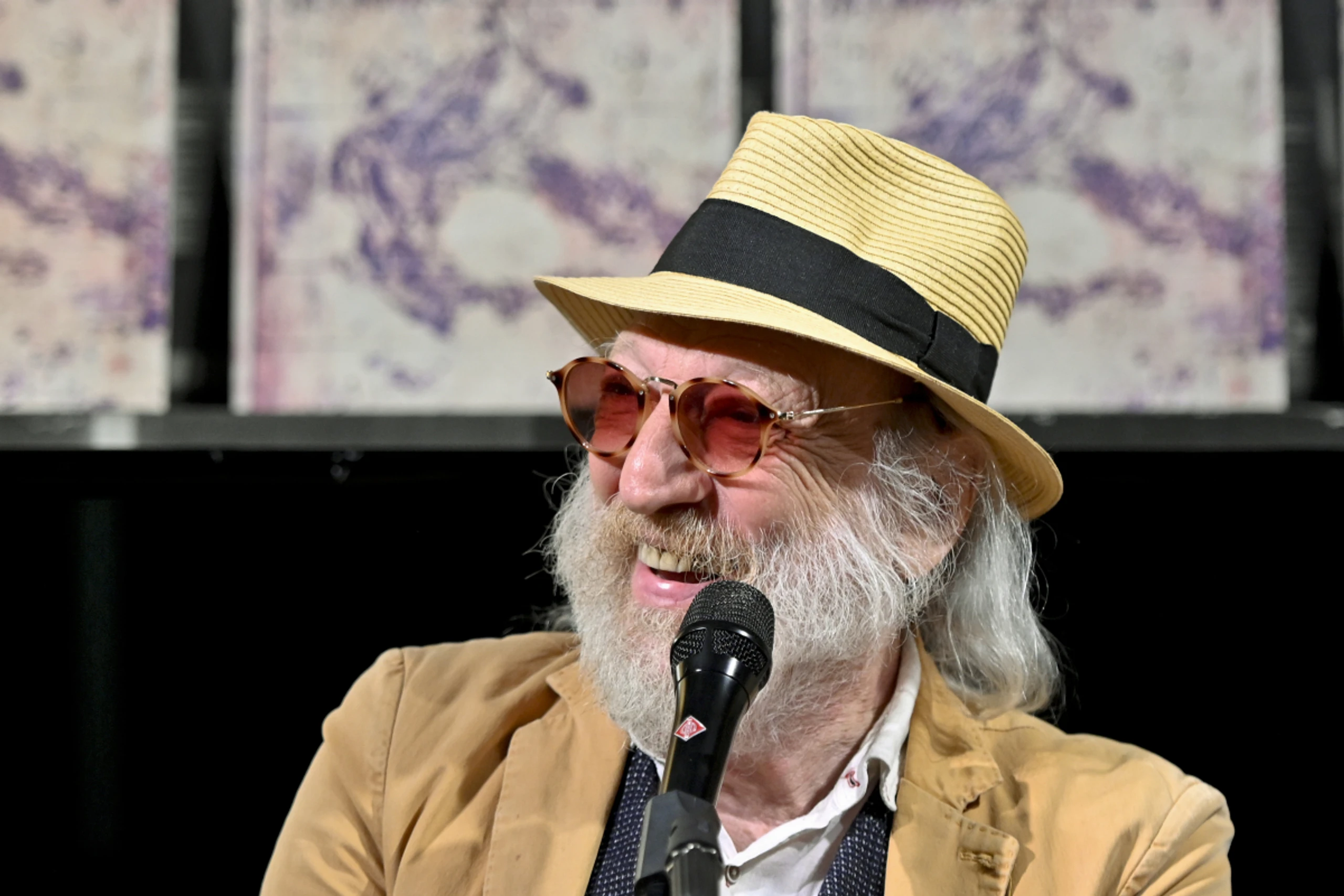 Roland Neuwirth blickt auf eine lange Karriere zurück