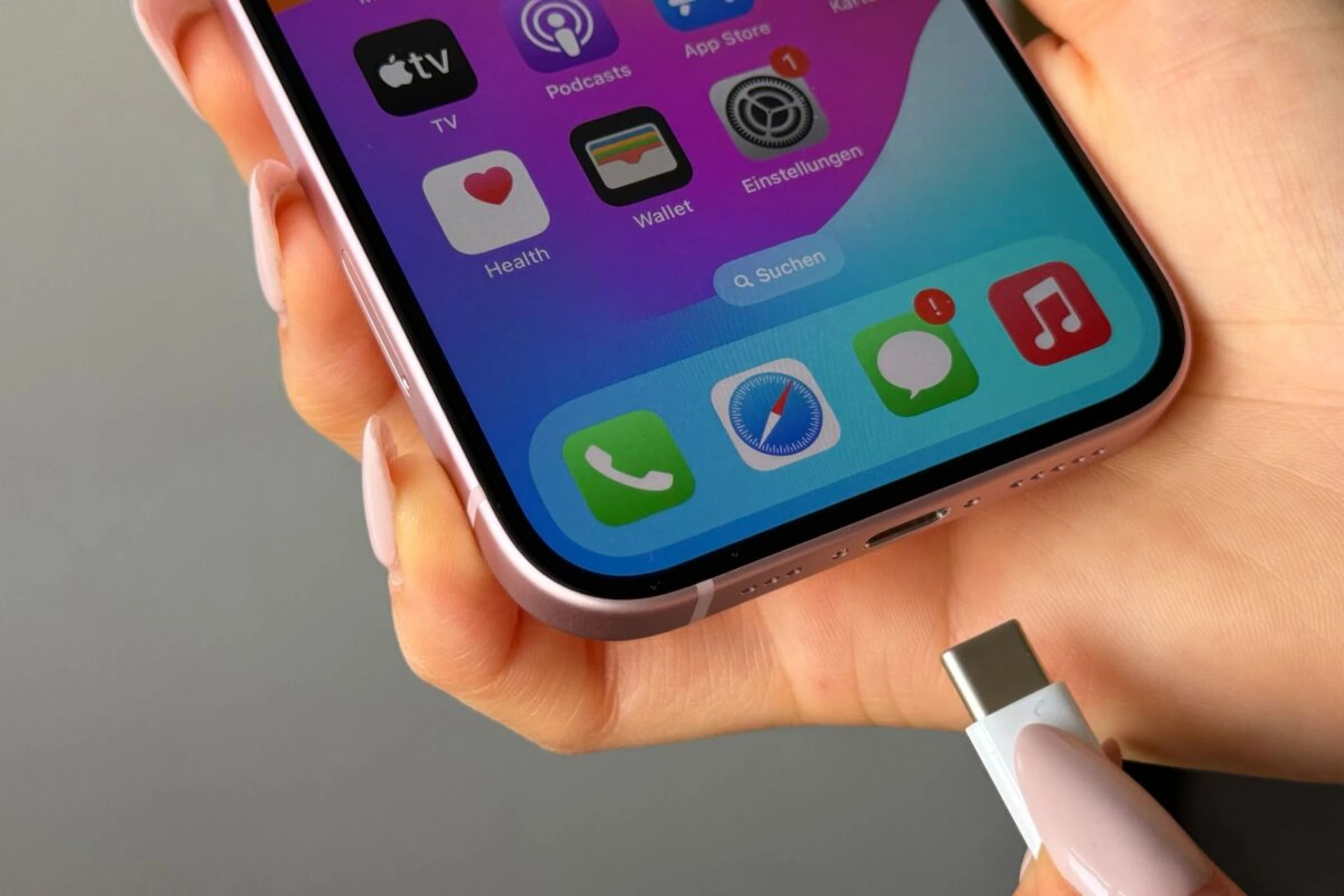 Wenn ein schwaches Ladegerät verwendet wird, erscheint ein Hinweis