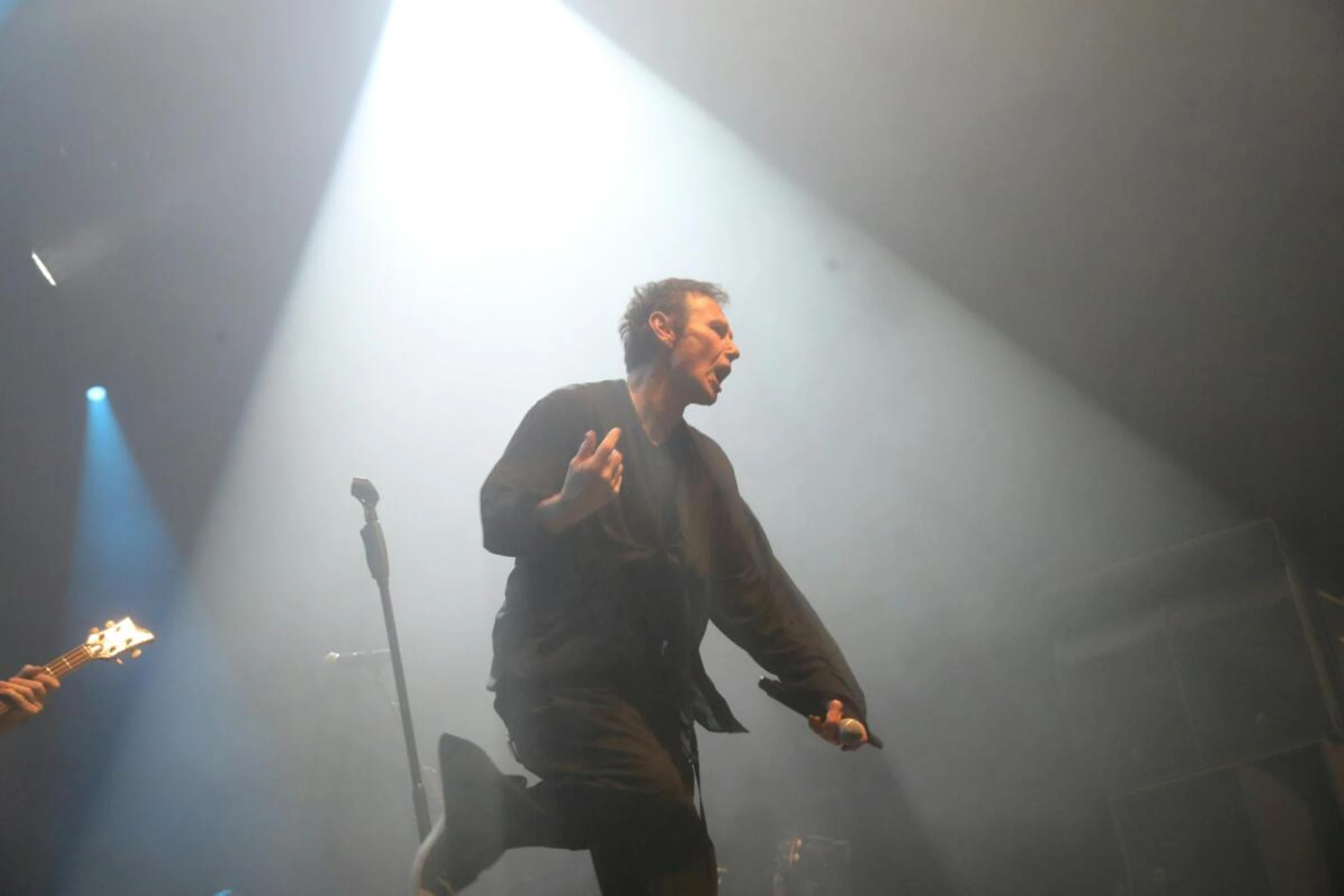 Swjatoslaw Wakartschuk beim Konzert seiner Band Okean Elsy in Wien