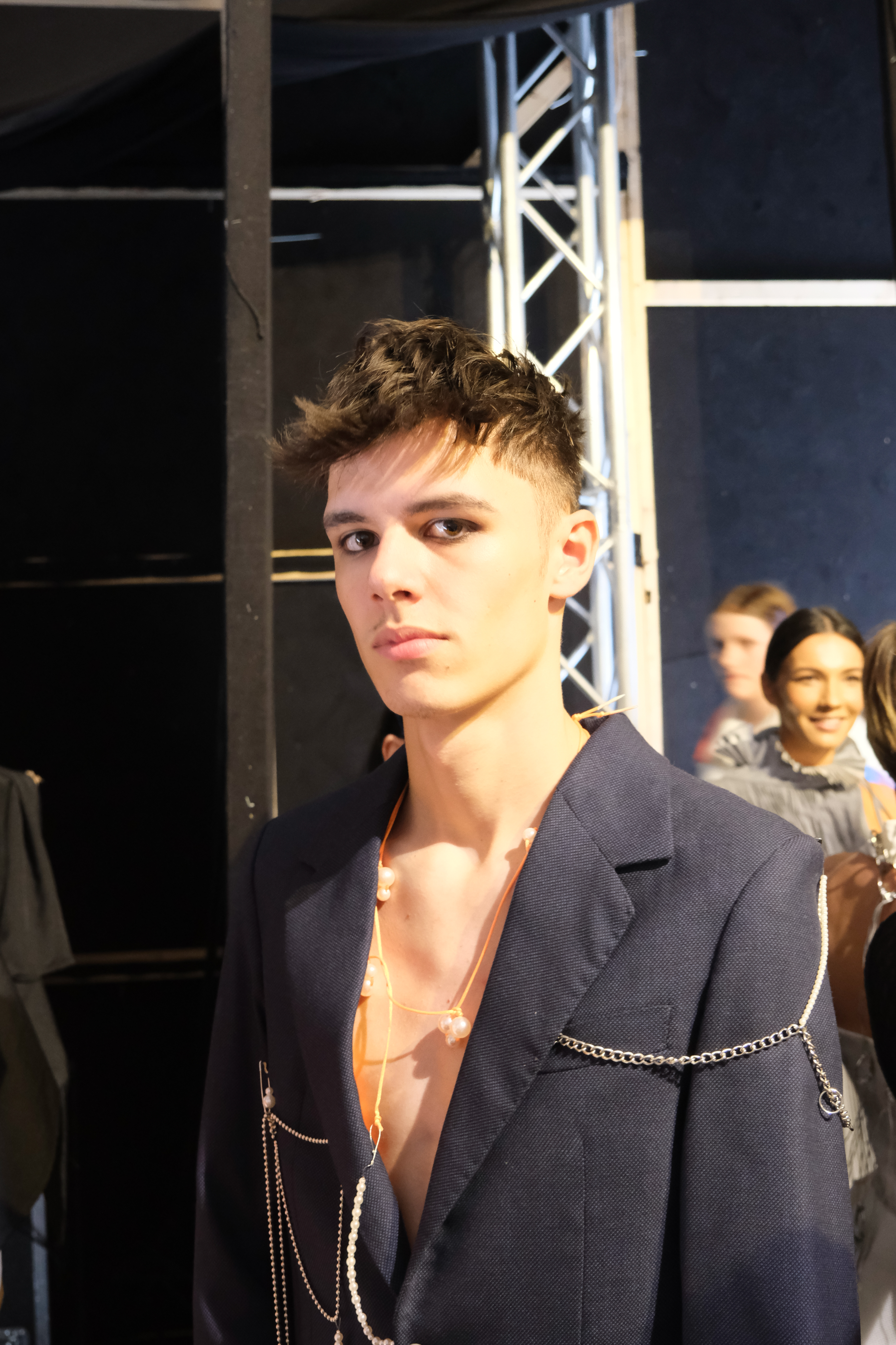 MQVFW23 Backstage