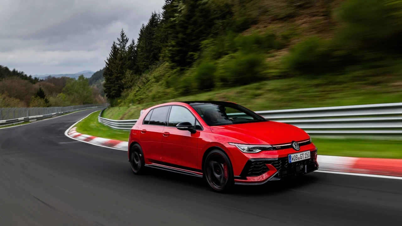 Neu: VW Golf GTI EDITION 50