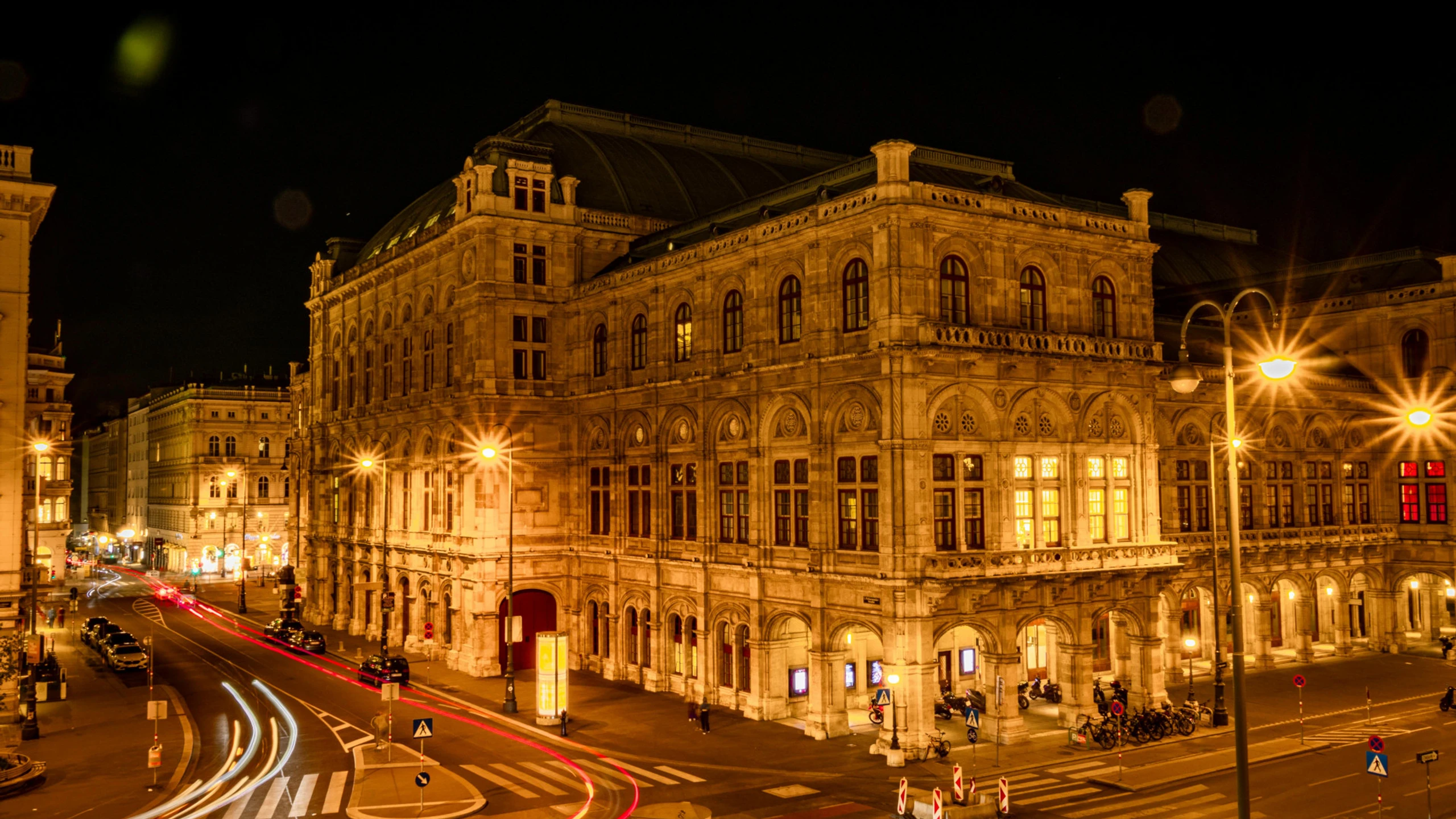 70 Jahre Wiedereröffnung der Staatsoper: Das spätgeliebte Haus