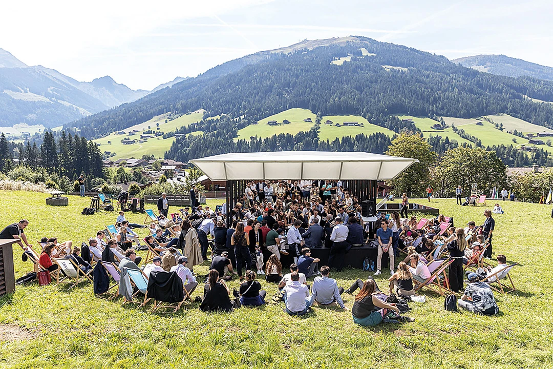 Vom Bergdorf in die Denkfabriken Europas