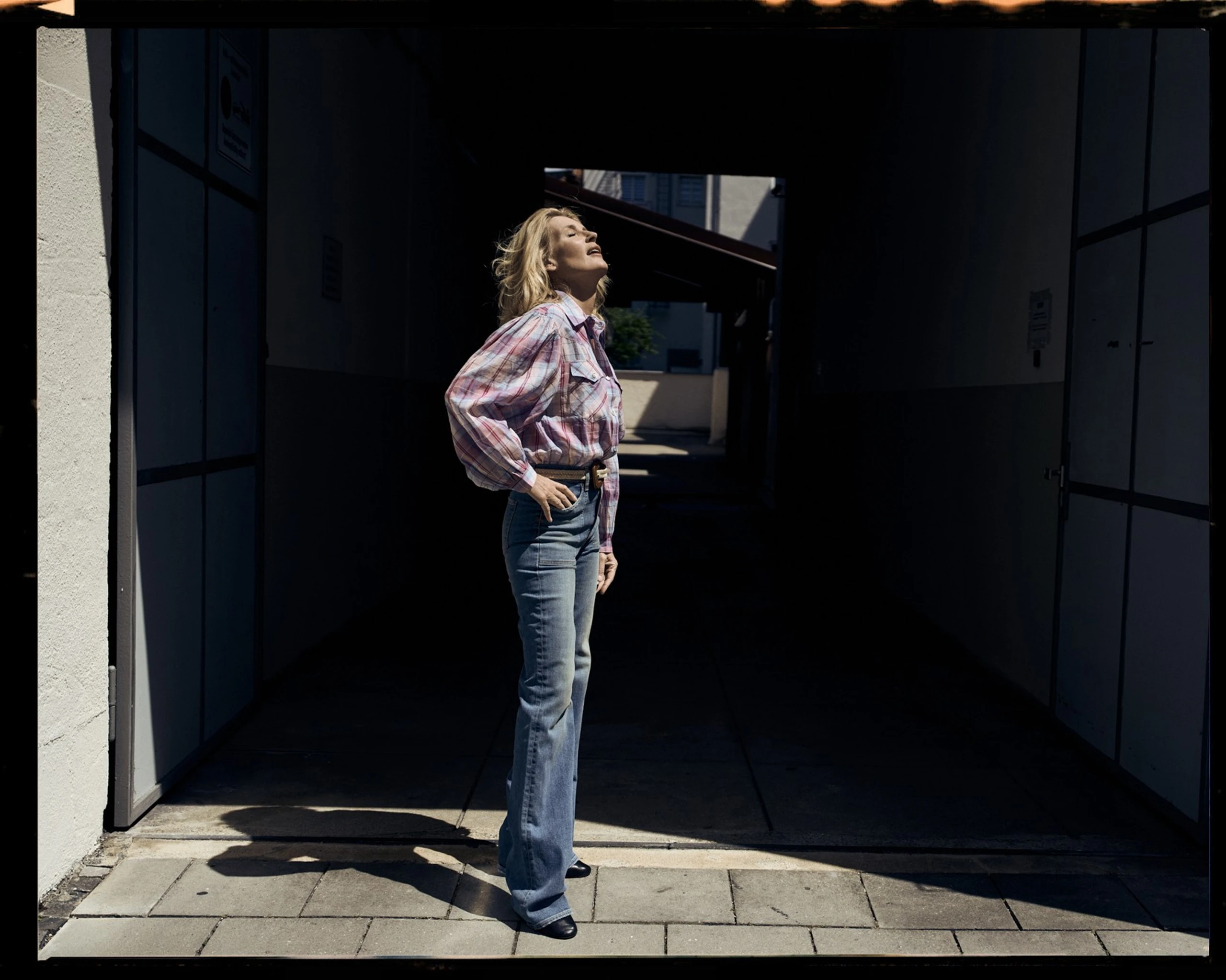 © Magnus Winter Blurred image background