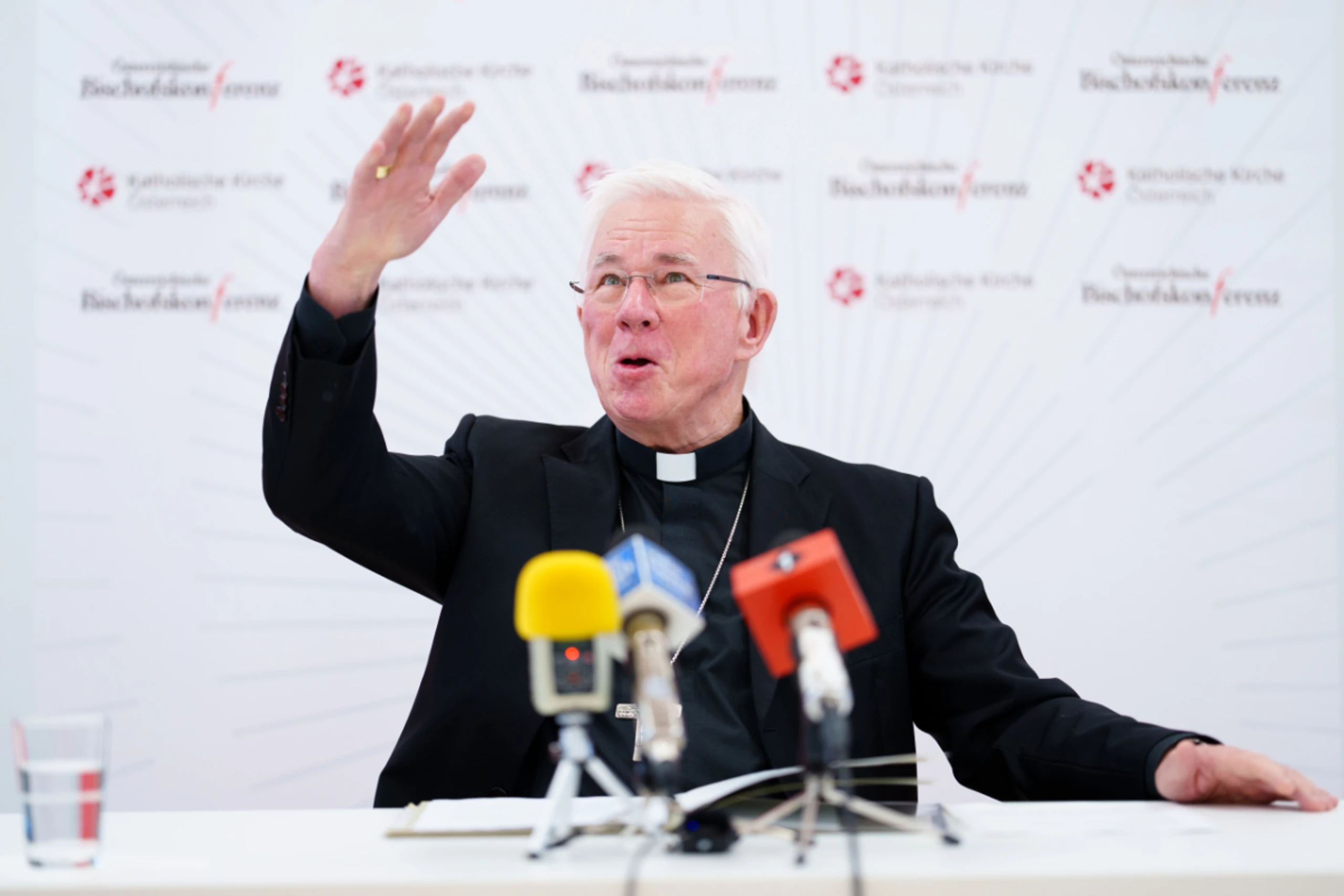 Erzbischof Lackner will hohe Latte beim Sozialstaat beibehalten