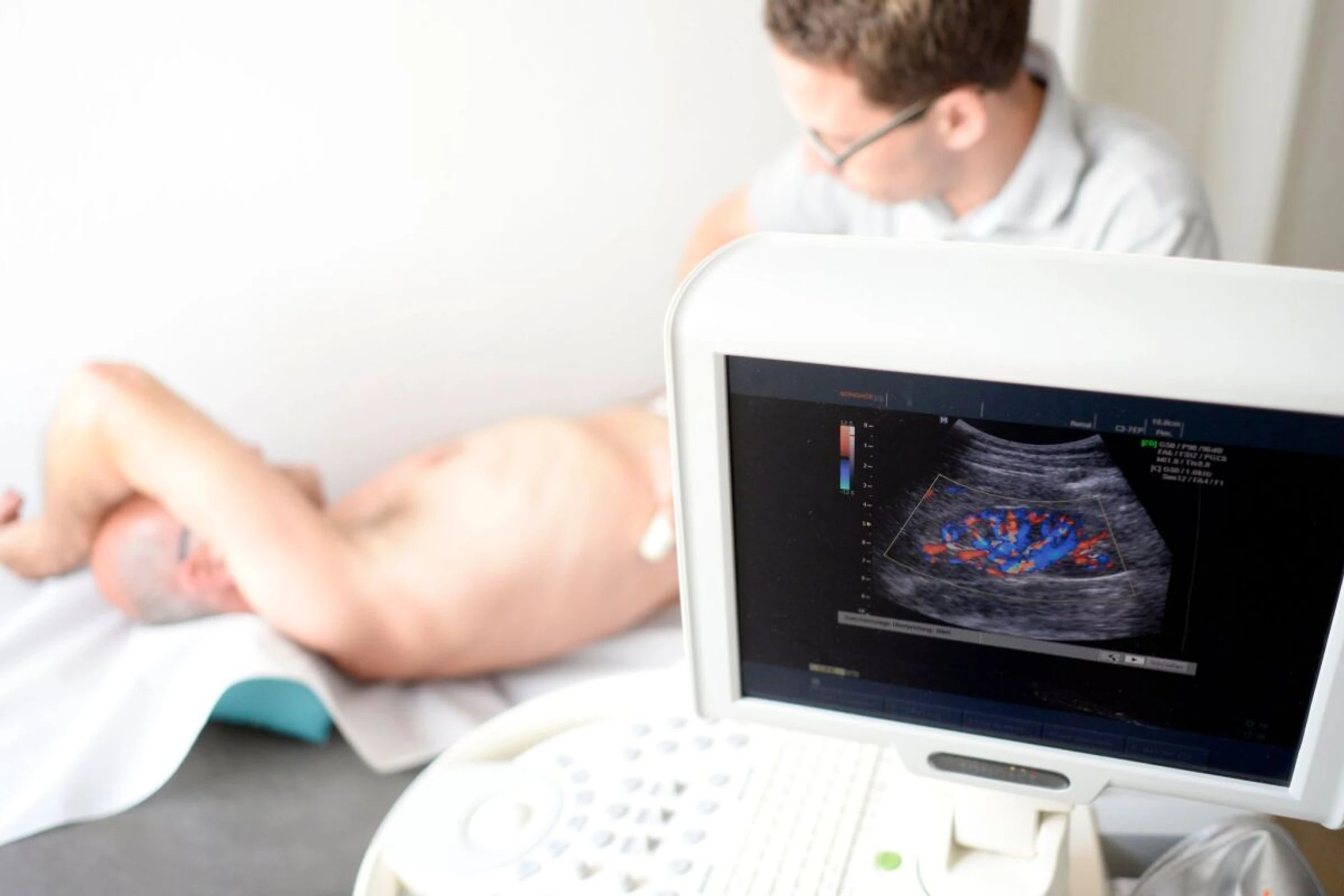 ++ ARCHIVBILD ++ Immer mehr Menschen leiden unter chronischen Nierenkrankheiten