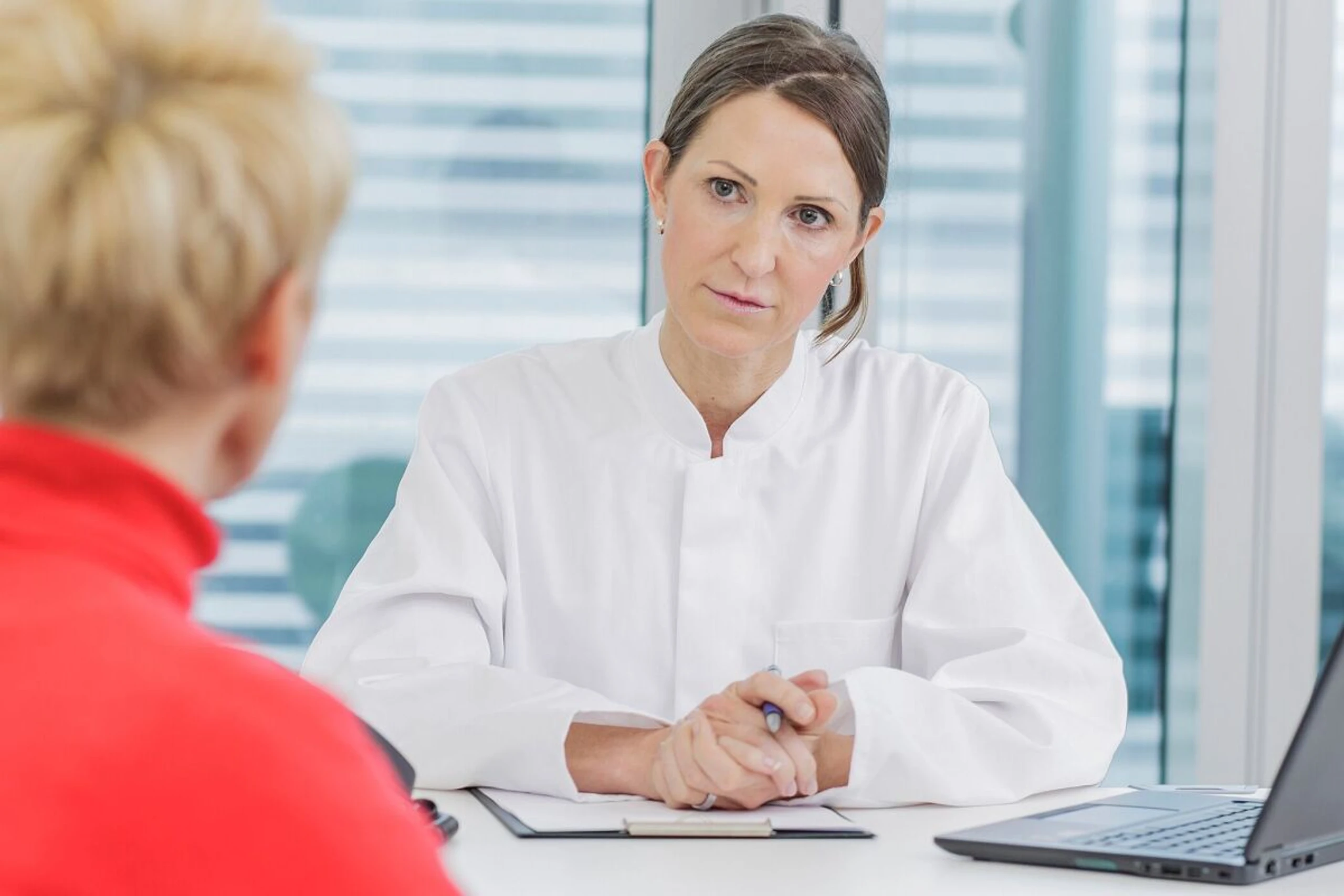 Symptome sollte man immer ärztlich abklären lassen