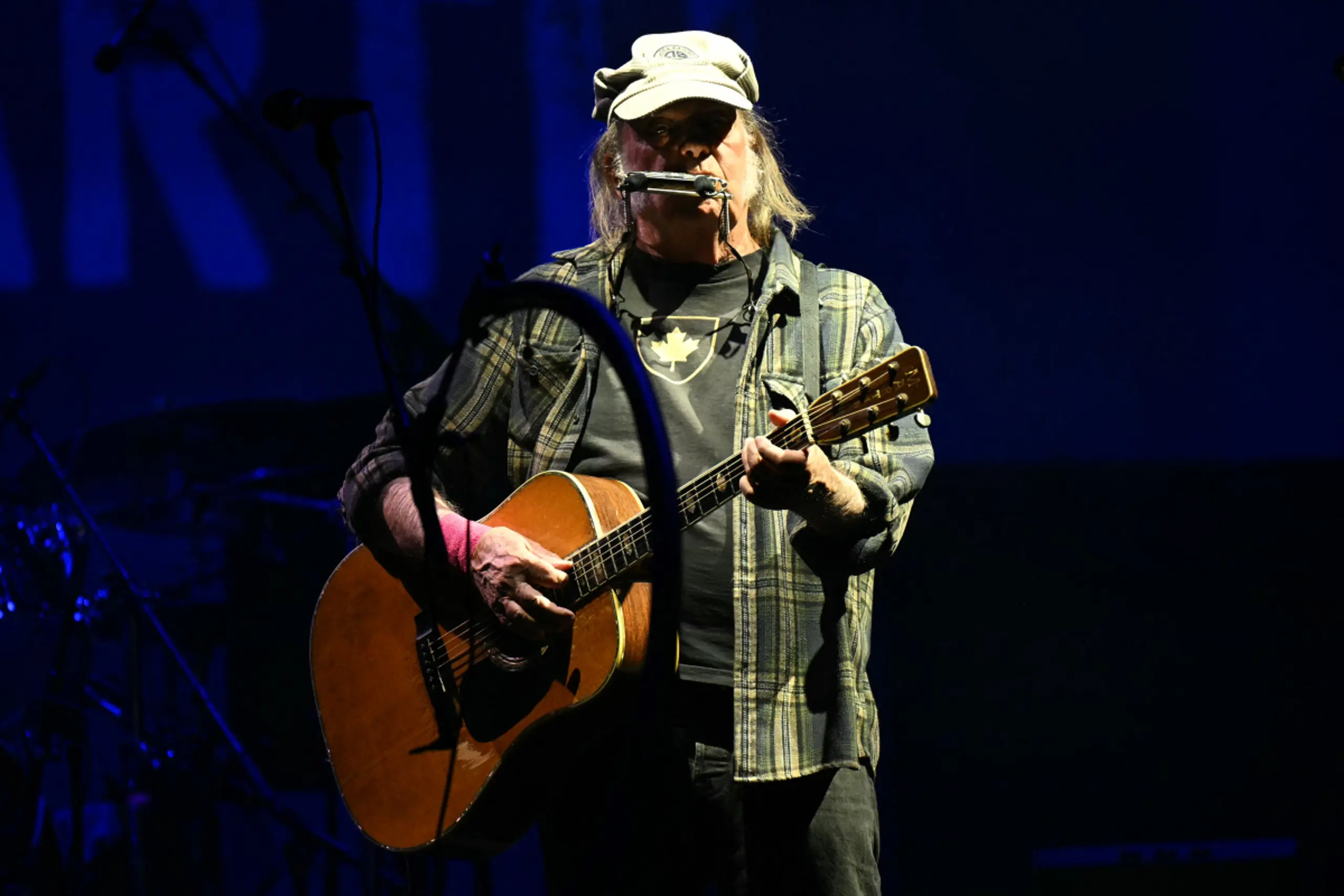 Neil Young bei einem Auftritt 2025 in Glastonbury
