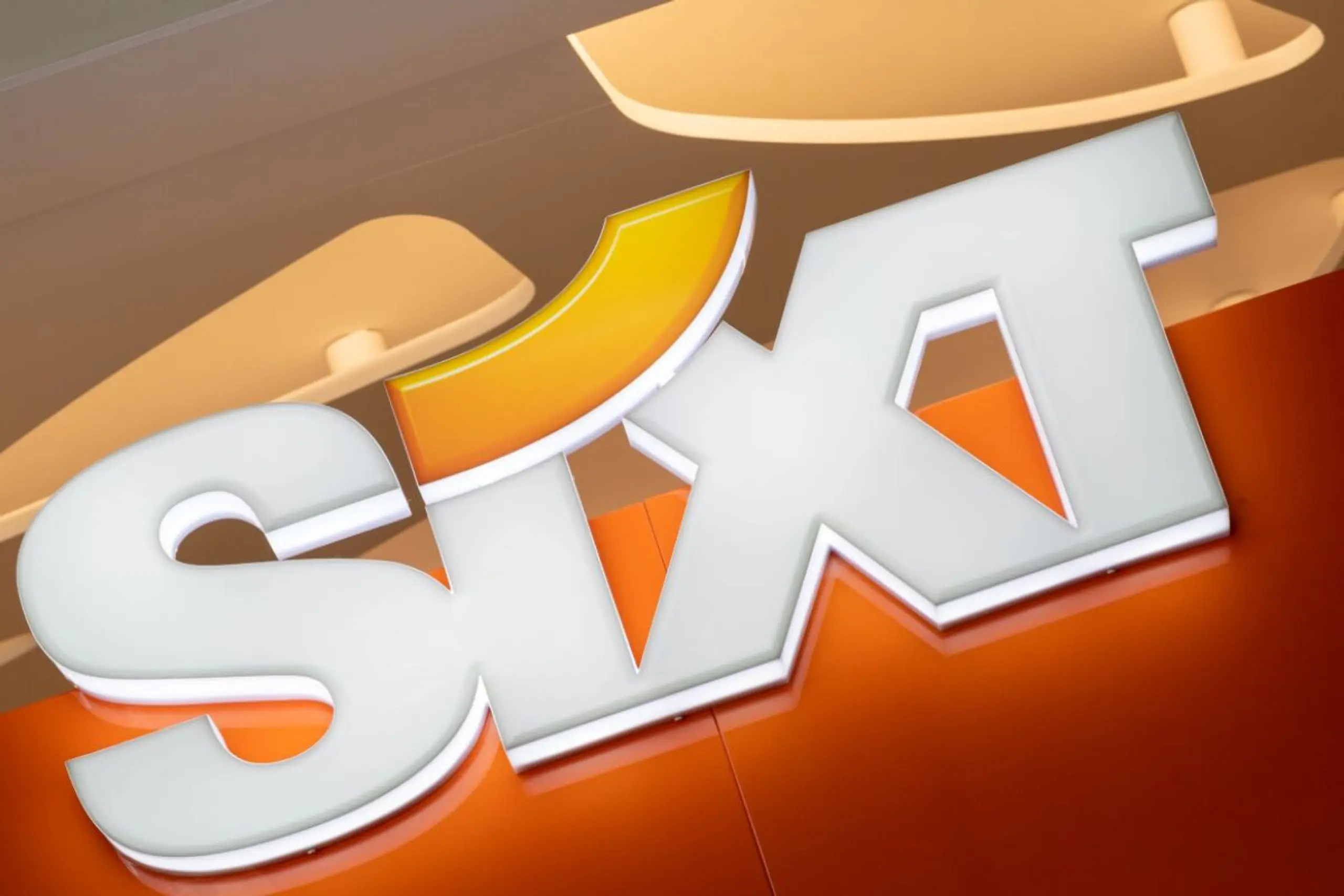 ++ ARCHIVBILD ++ Autovermietung Sixt profitierte von Reiselust im Sommerquartal