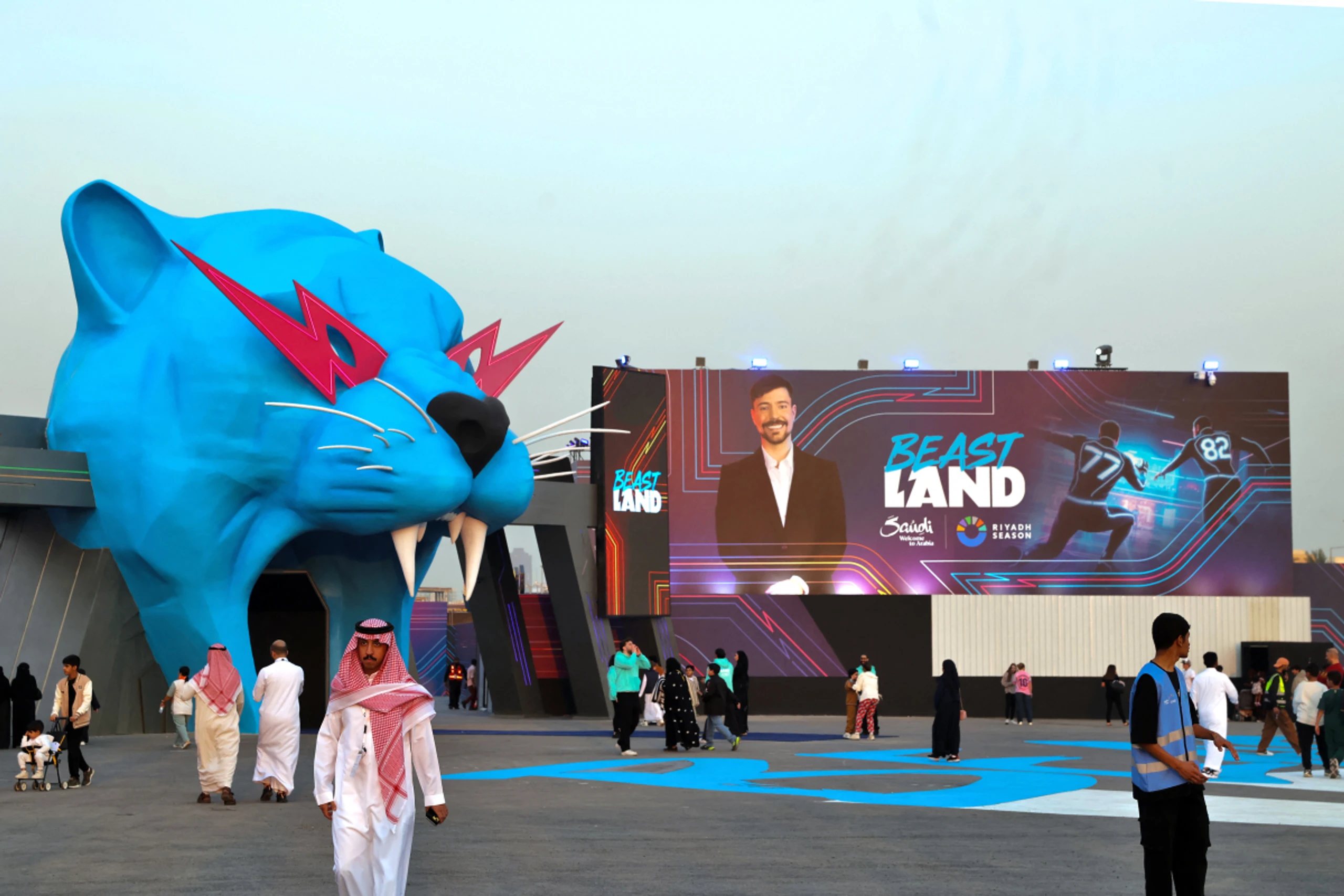 "Beast Land" bis 27. Dezember besuchbar