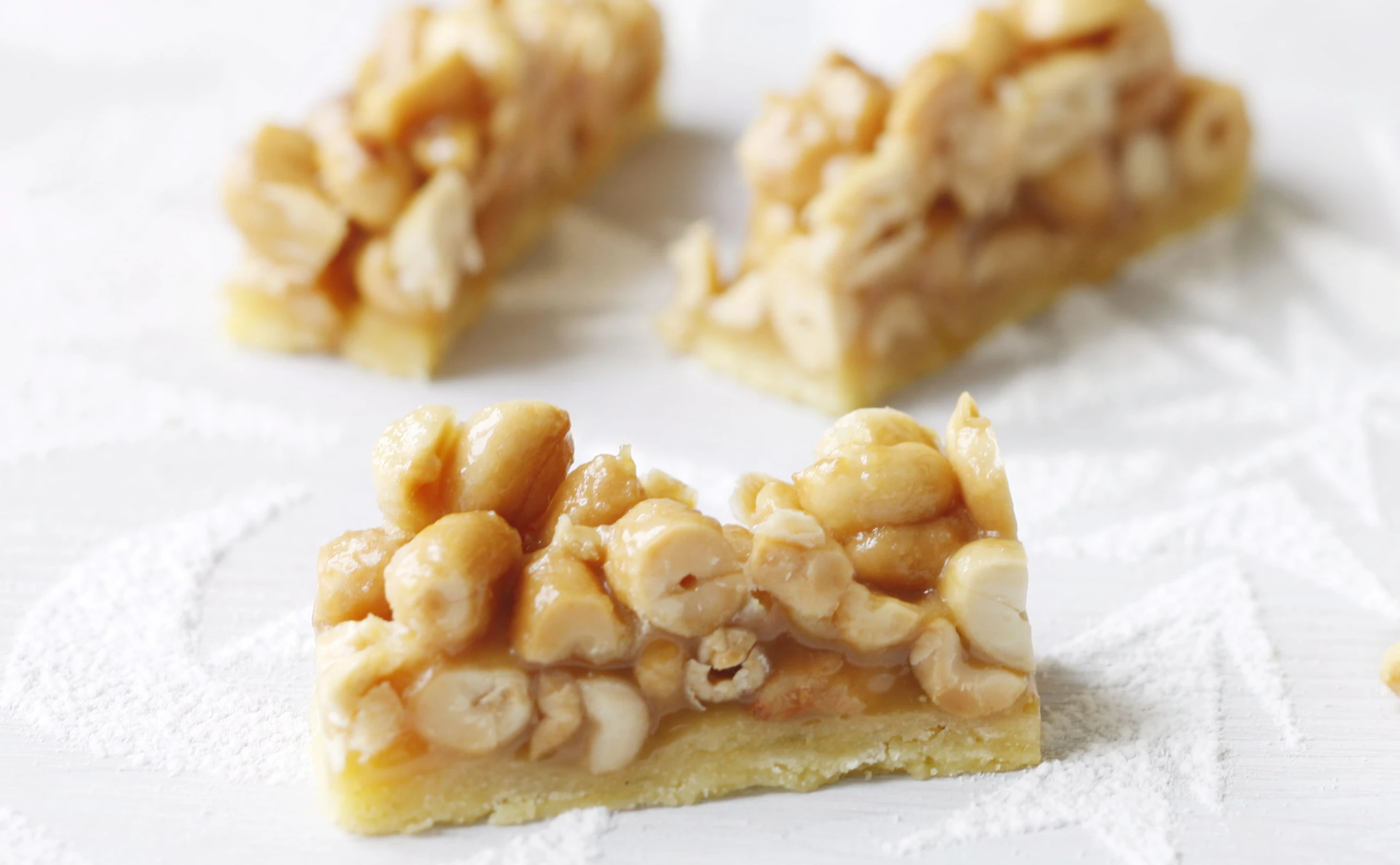 Erdnuss-Karamell-Stangerl