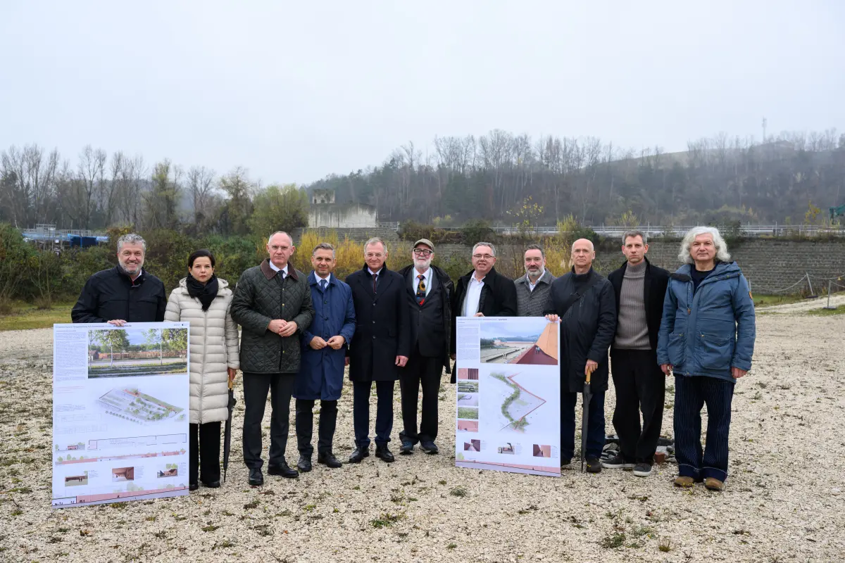 © APA/APA/TEAM FOTOKERSCHI / WERNER KERSCHBAUMMAYR/TEAM FOTOKERSCHI / WERNER KERSCH KZ-Gedenkprojekt in Gusen präsentiert.