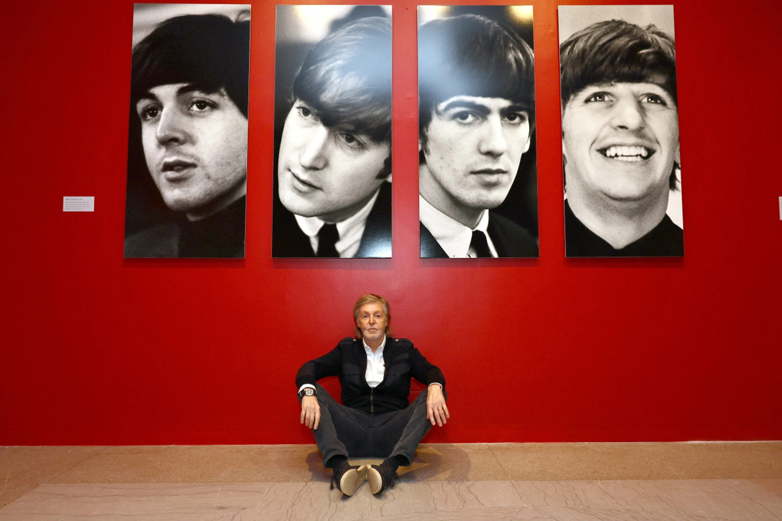 Paul McCartney in einer Beatles-Ausstellung