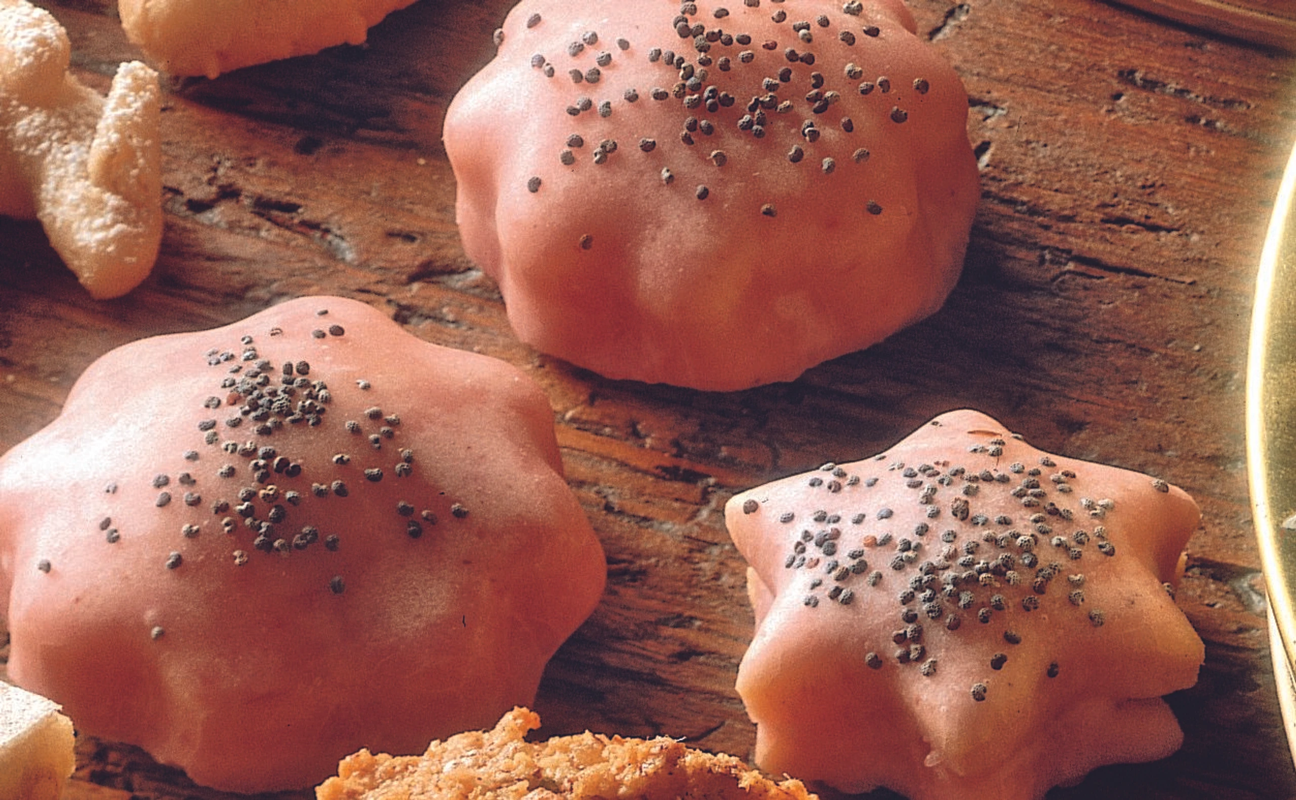 Glasierte Mohnsterne