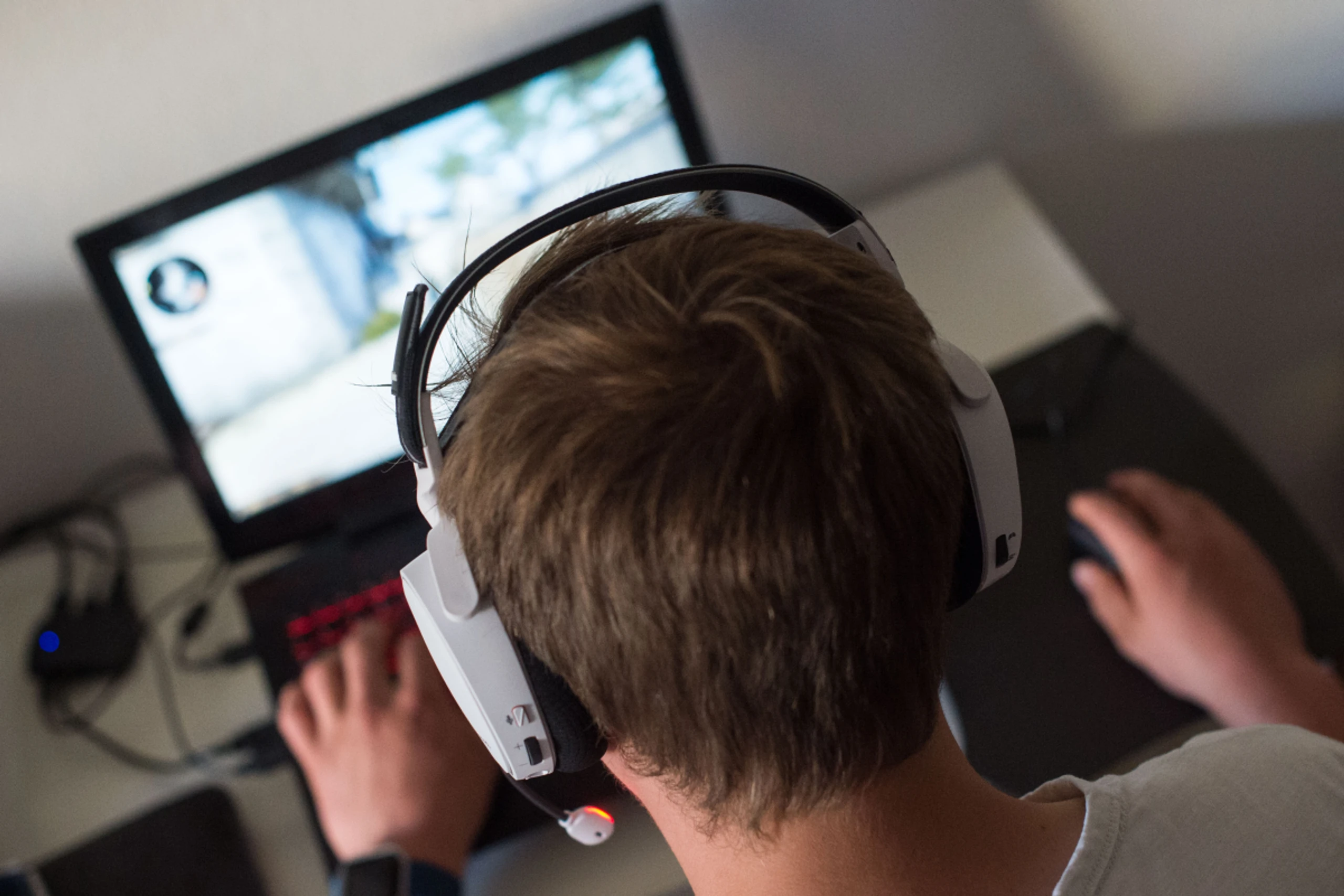 Für gewalttätige Schüler gibt es Suspendierungsbegleitung auch online