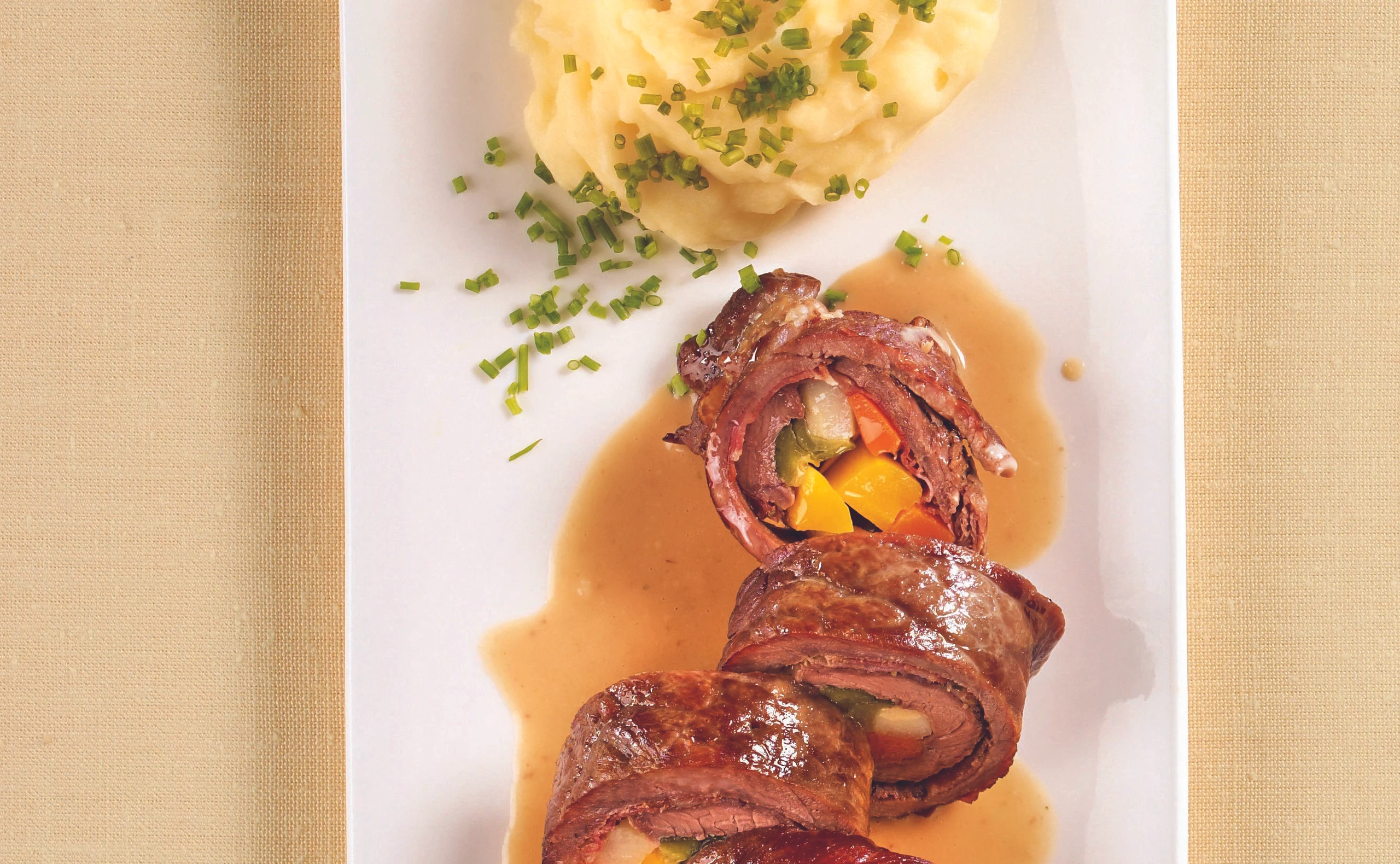 Klassische Rindsrouladen mit Erdäpfelpüree