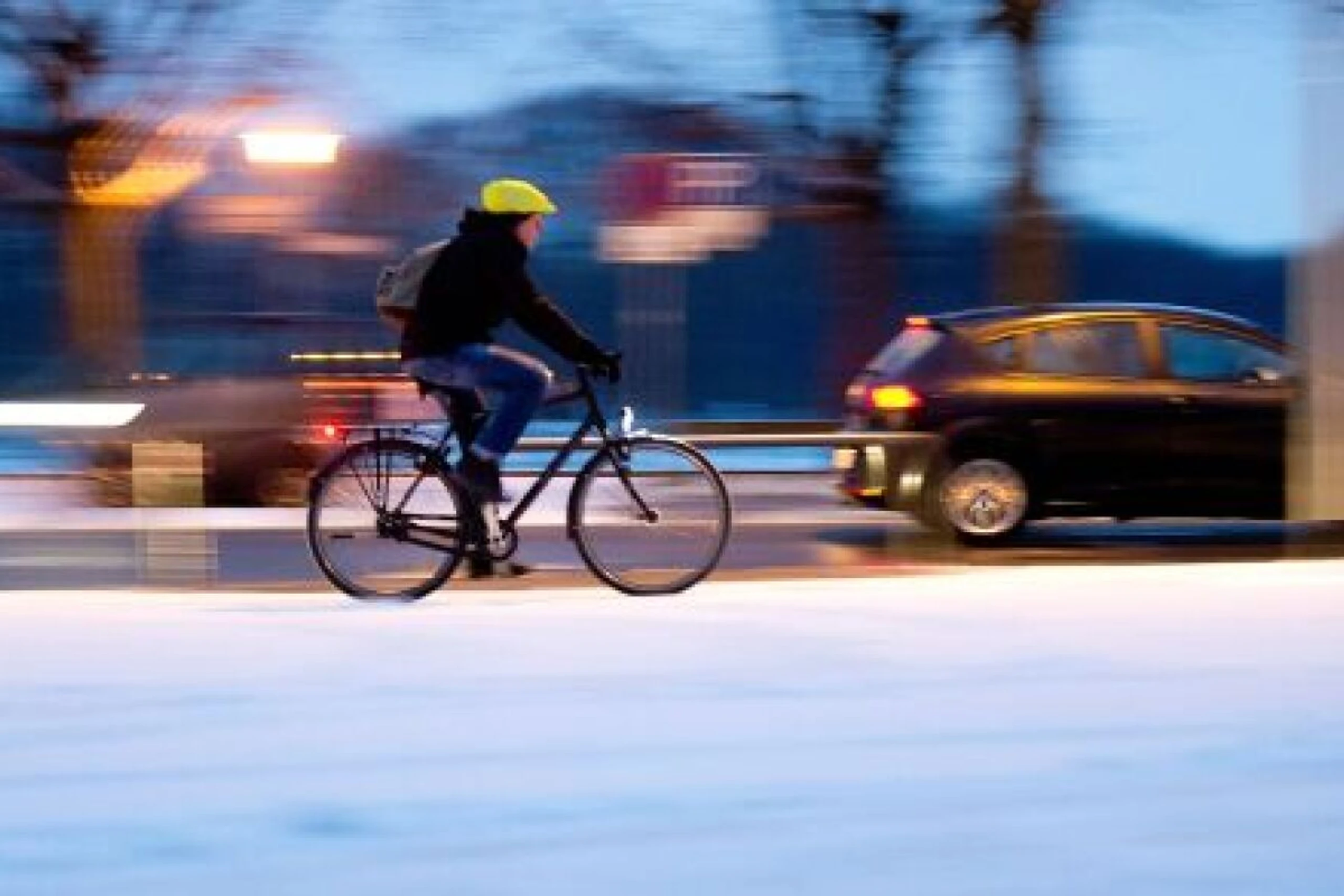 Wer etwas Luft aus den Reifen lässt, kann die Auflagefläche erhöhen