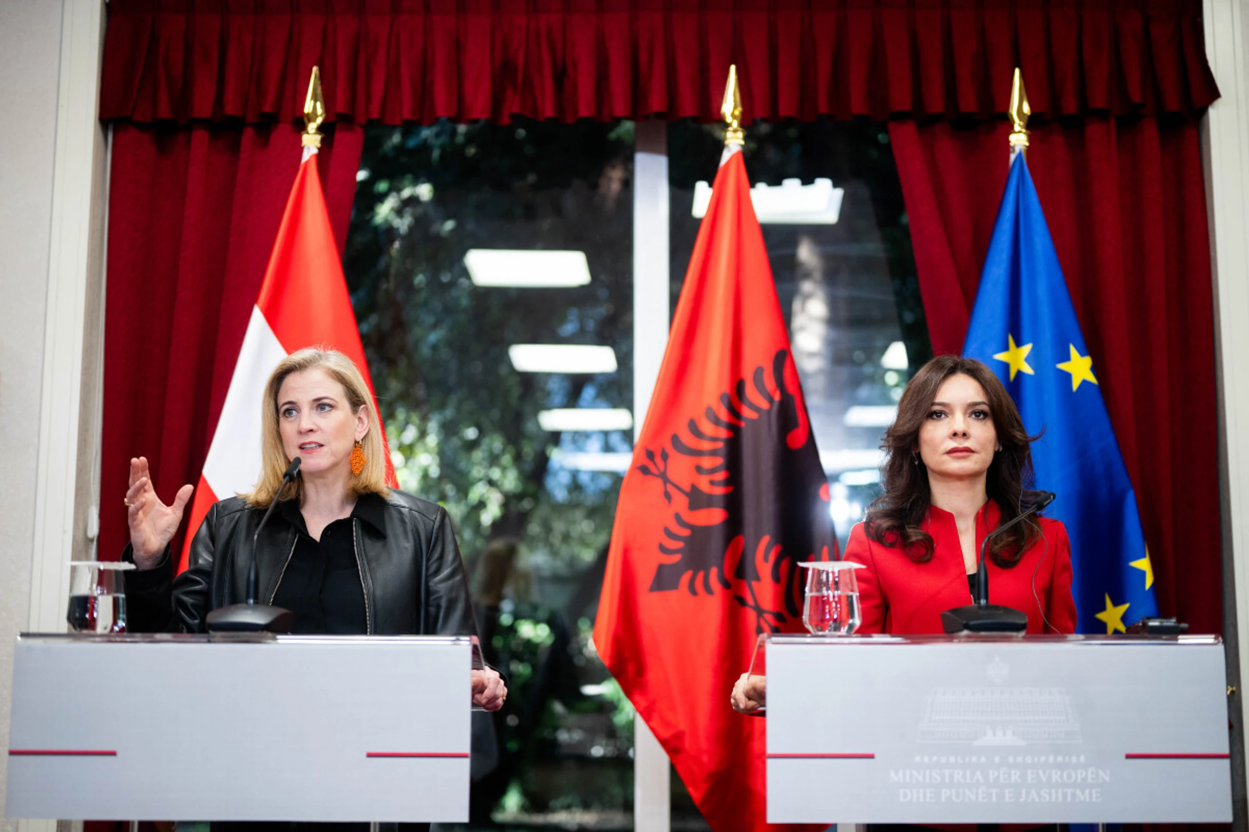 Meinl-Reisinger sagt Albanien Unterstützung zu