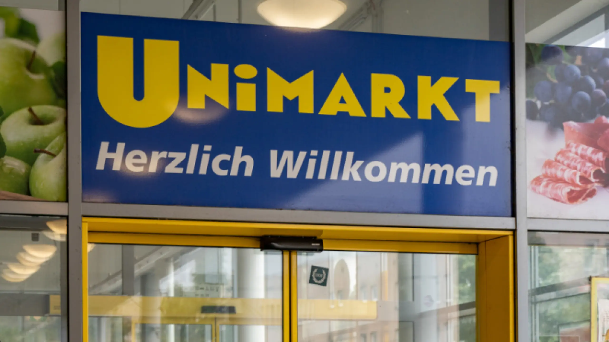 © APA/APA/THEMENBILD/TEAM FOTOKERSCHI/MARKUS HAUSER Gut 90 Filialen stehen zum Verkauf