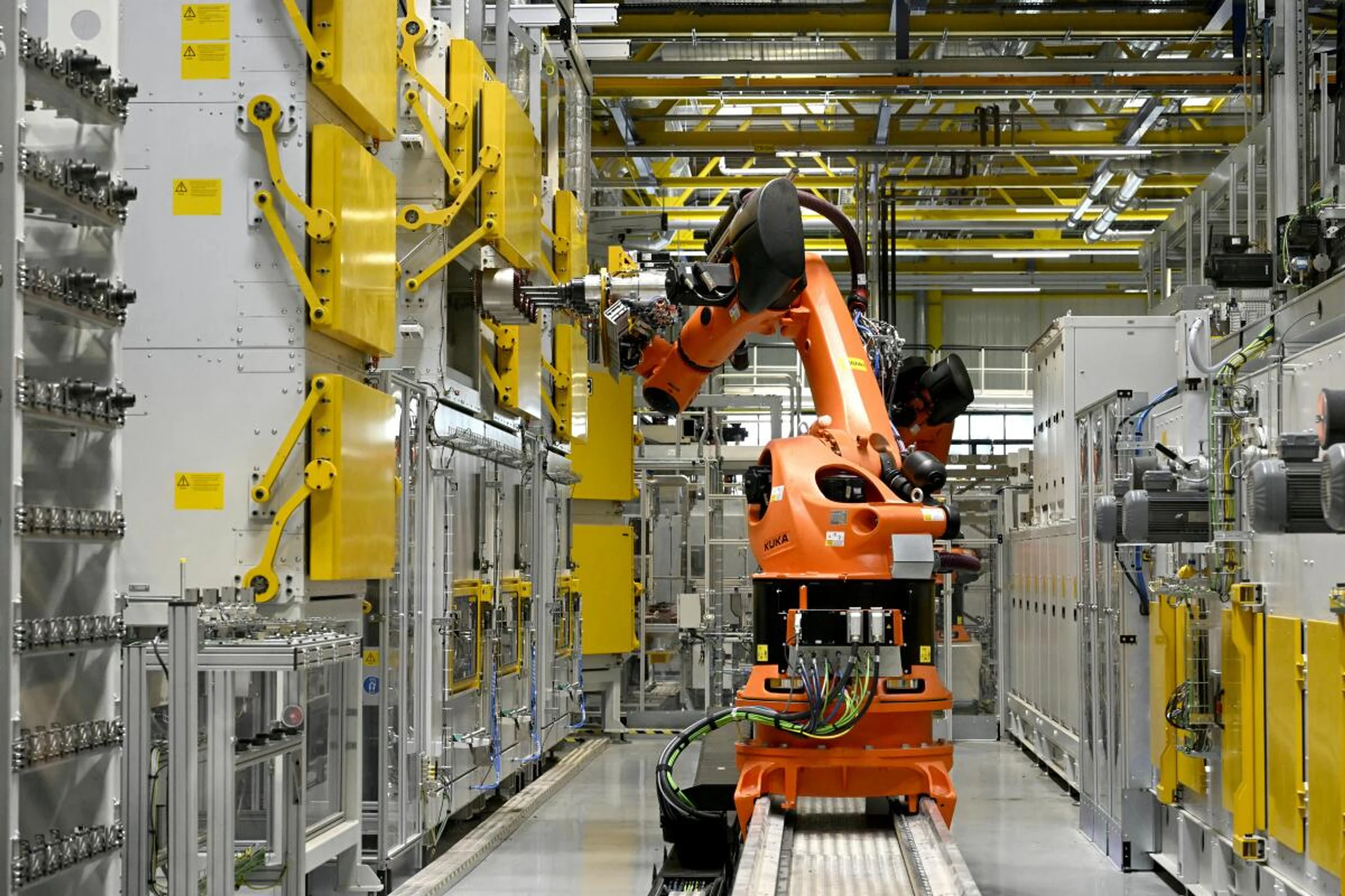 In der Industrie bleibt die Lage dennoch angespannt